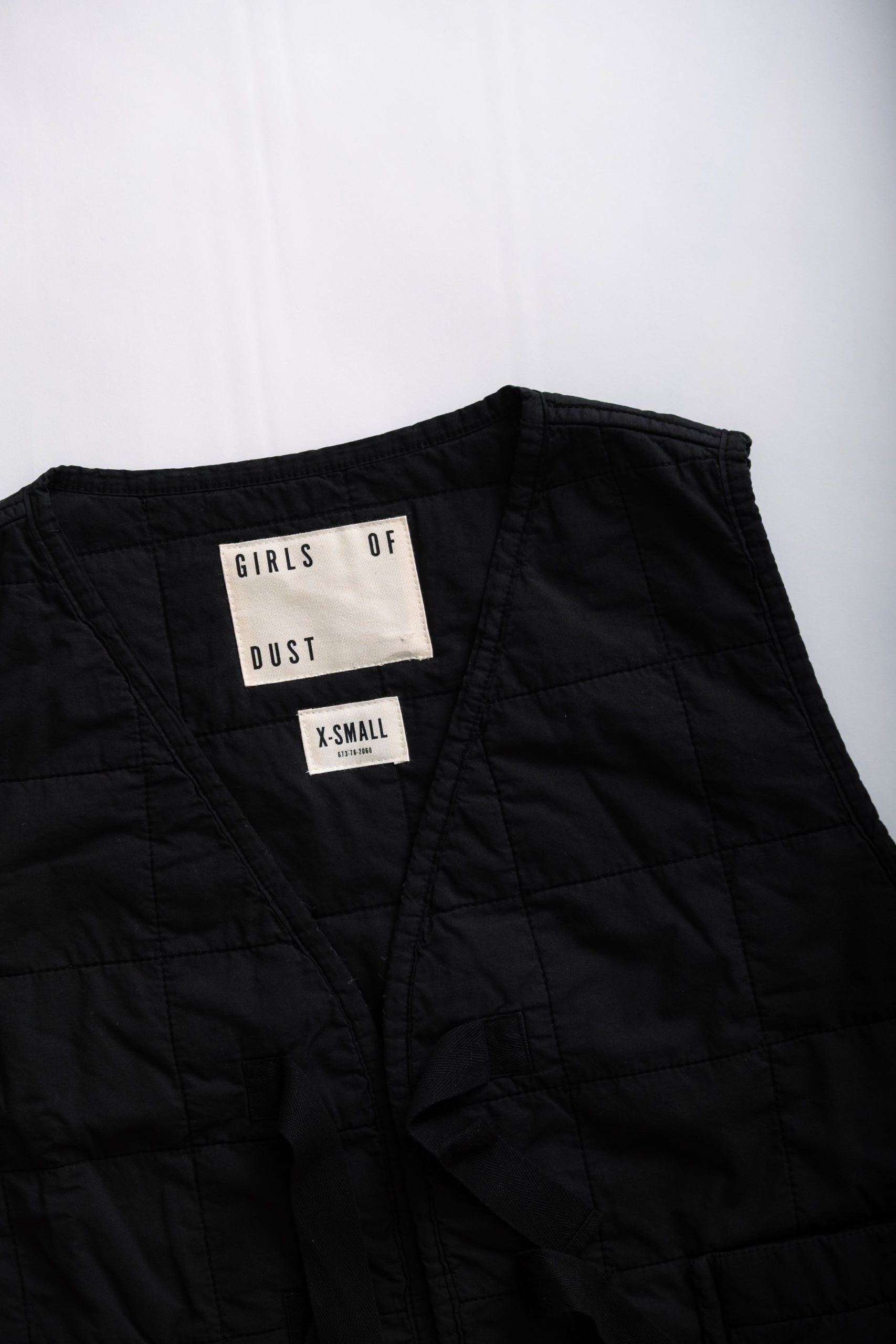 LIFE VEST - BLACK