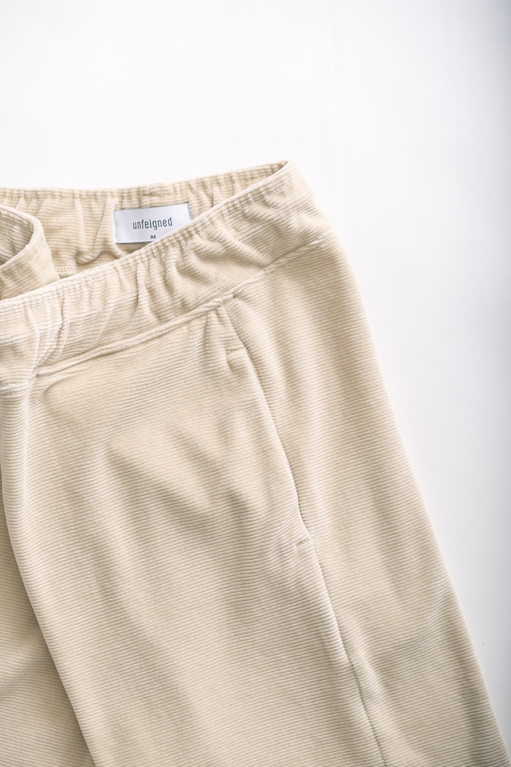 VELOUR SHORT - TIDAL FOAM