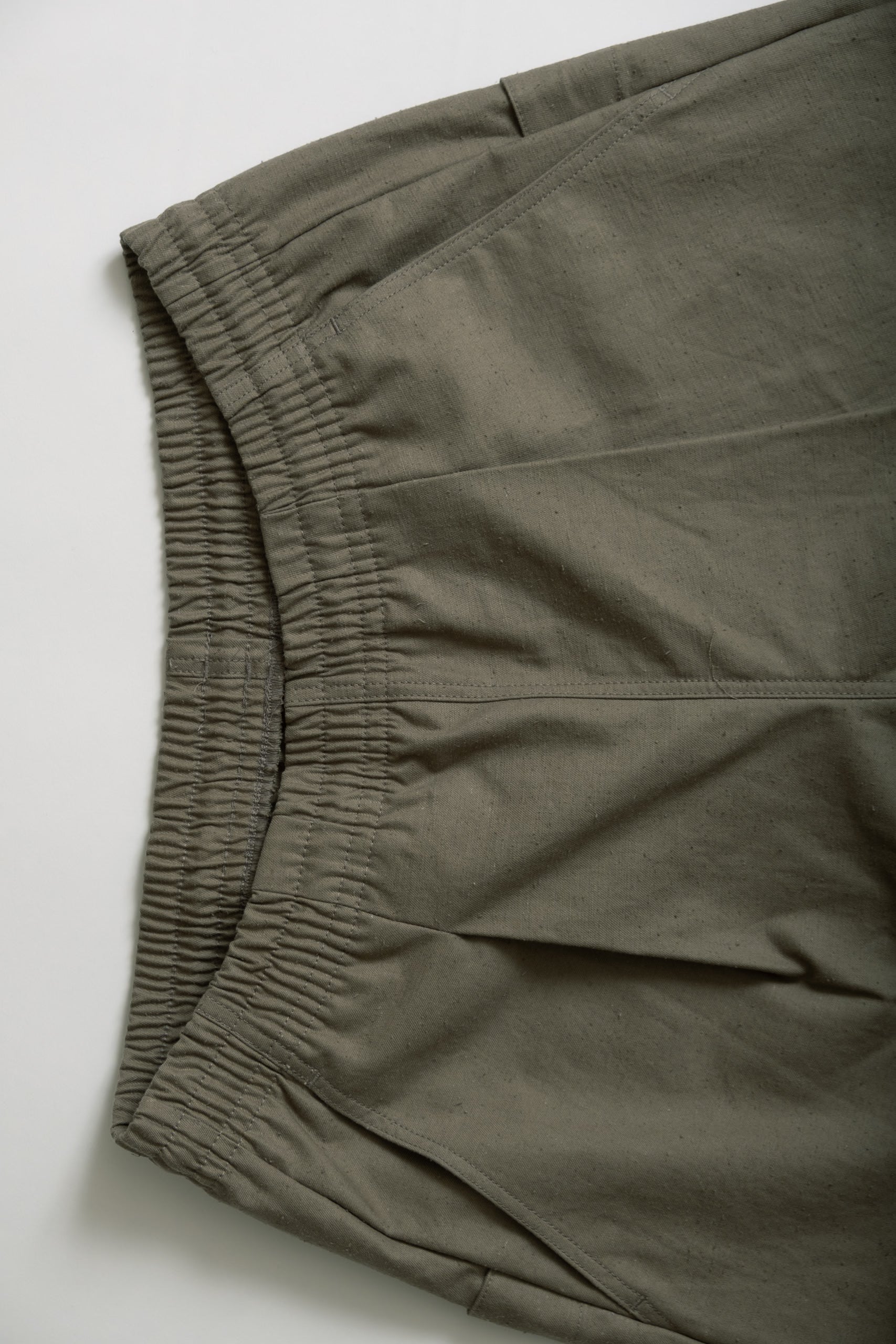 BACK NEP UMPS PANTS