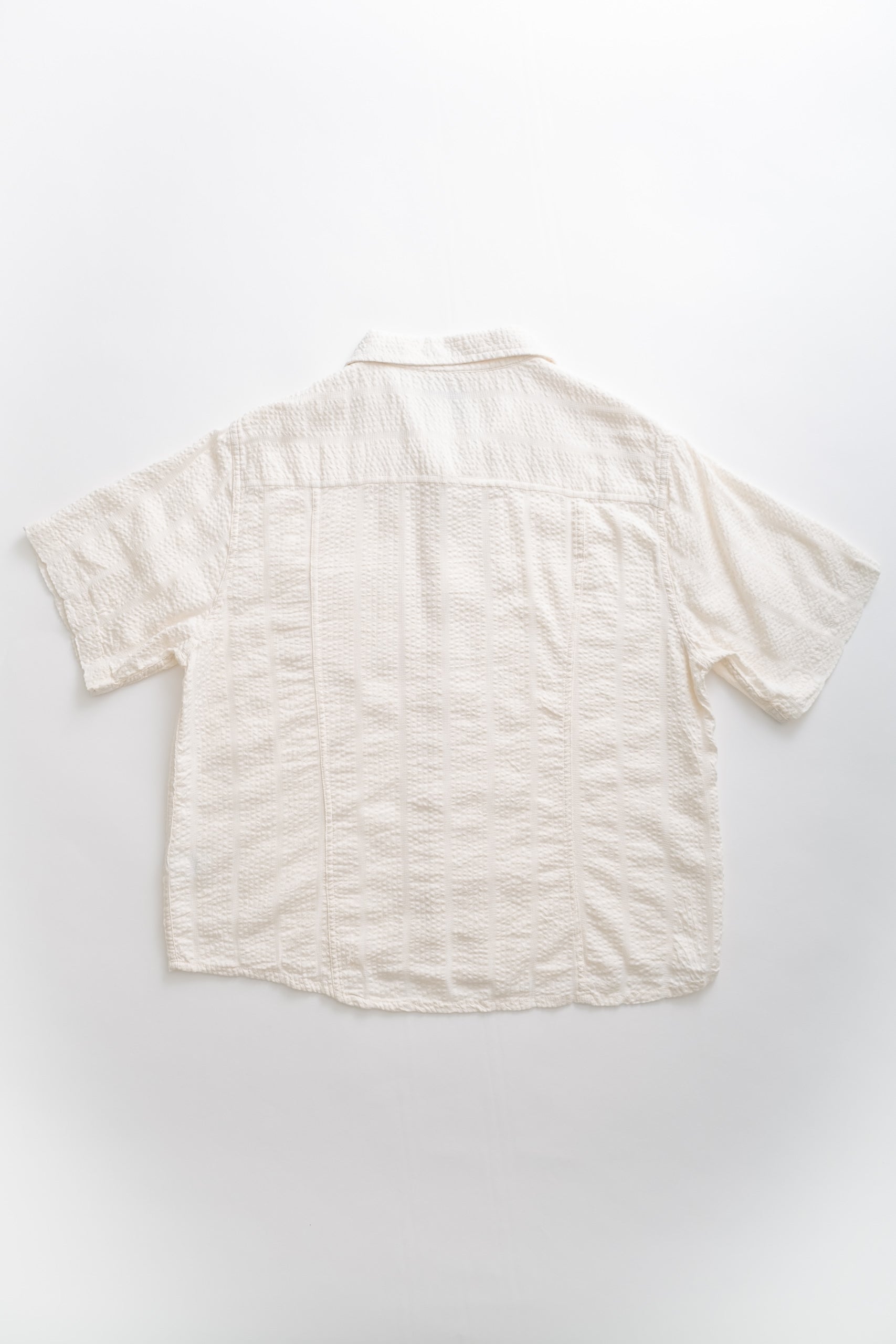 STRIPED SEERSUCKER - WHITE