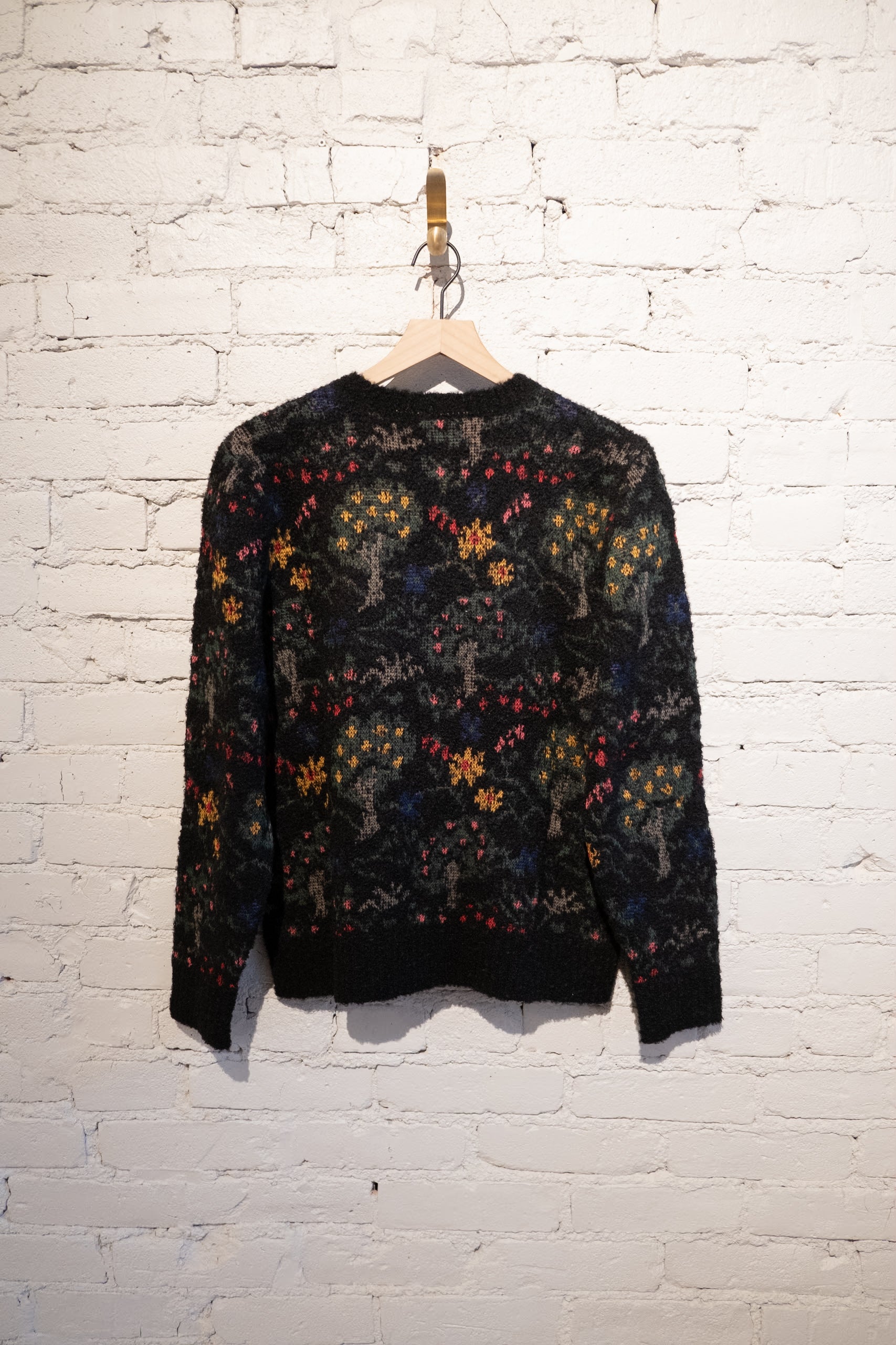 FOREST CREWNECK - BLACK