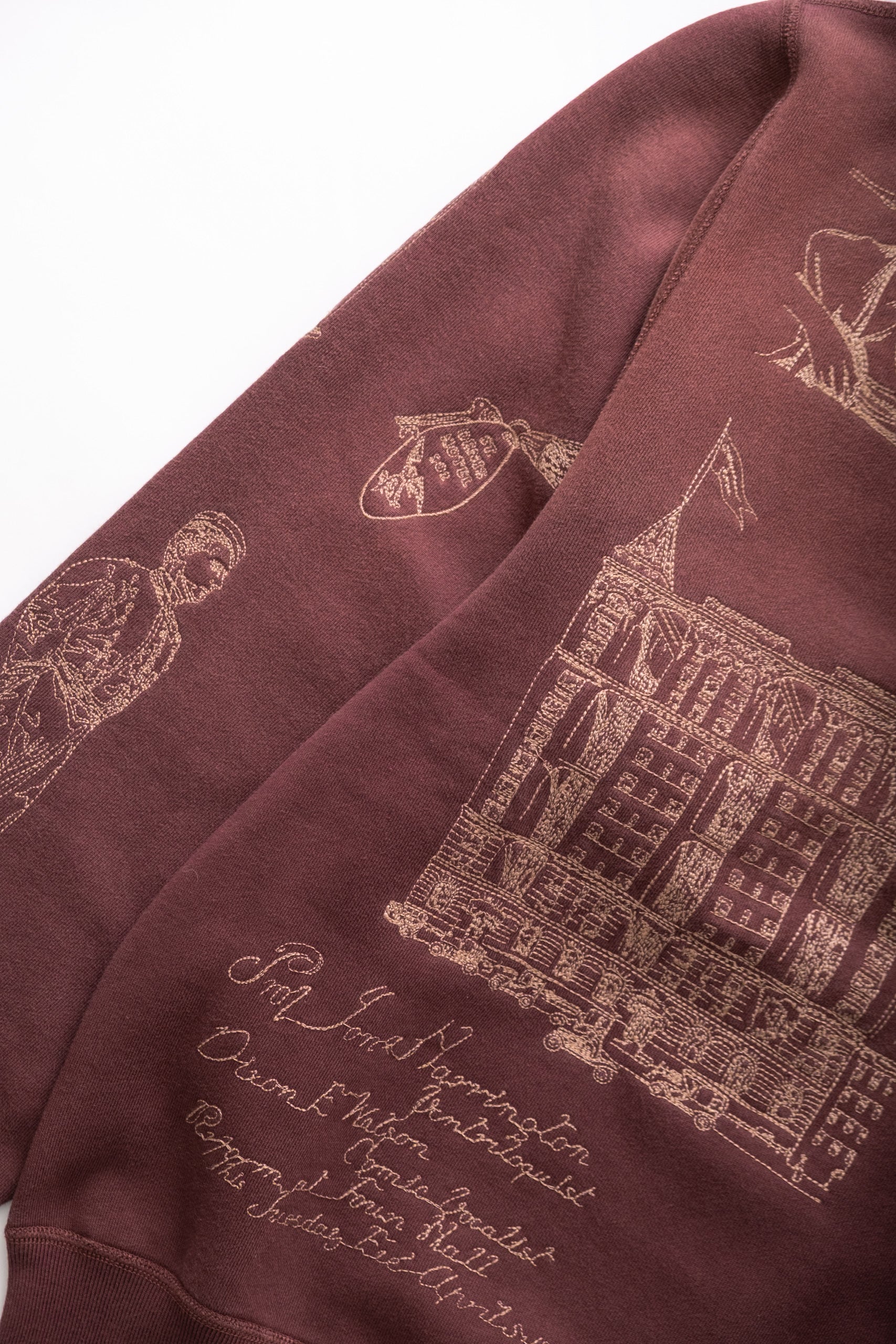 HOTEL CREWNECK - BURGUNDY