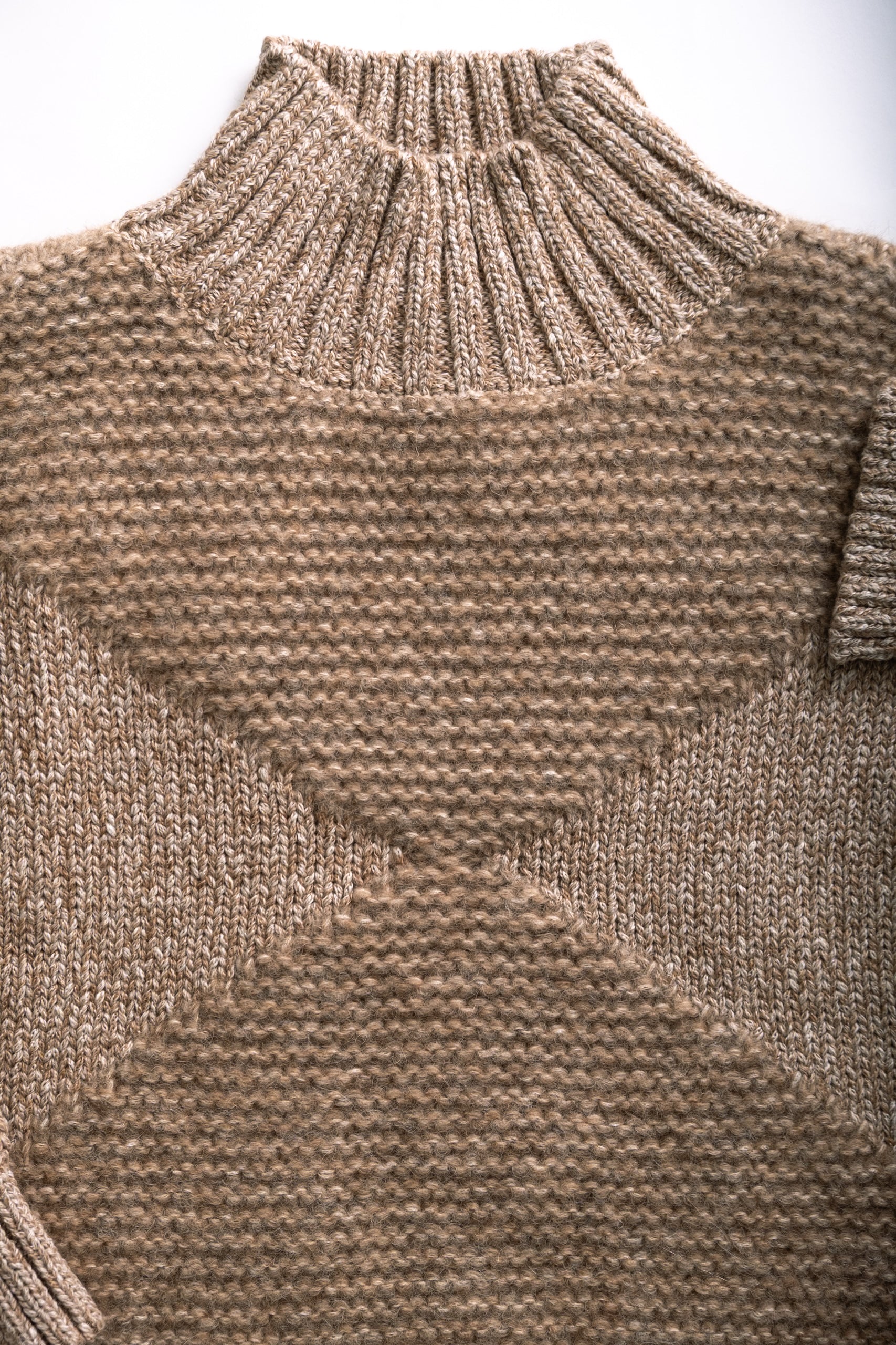 NADIA DIAMOND - BROWN ALPACA