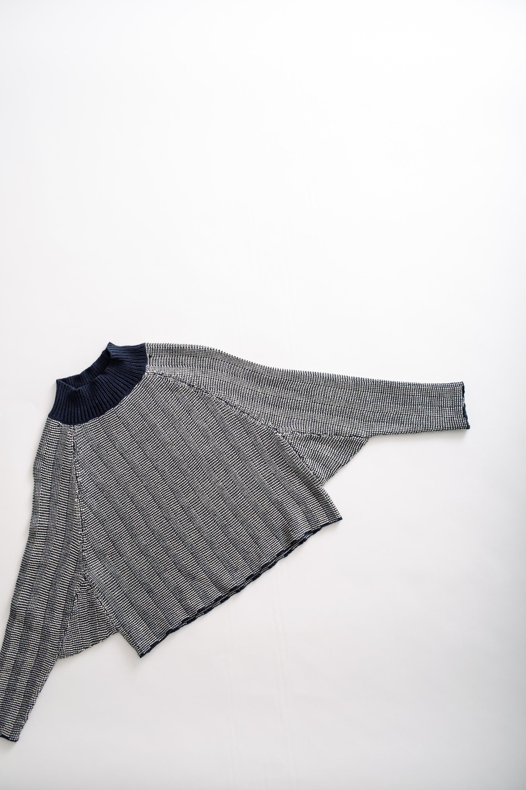 HENRIETTA TOP - NAVY/CREAM