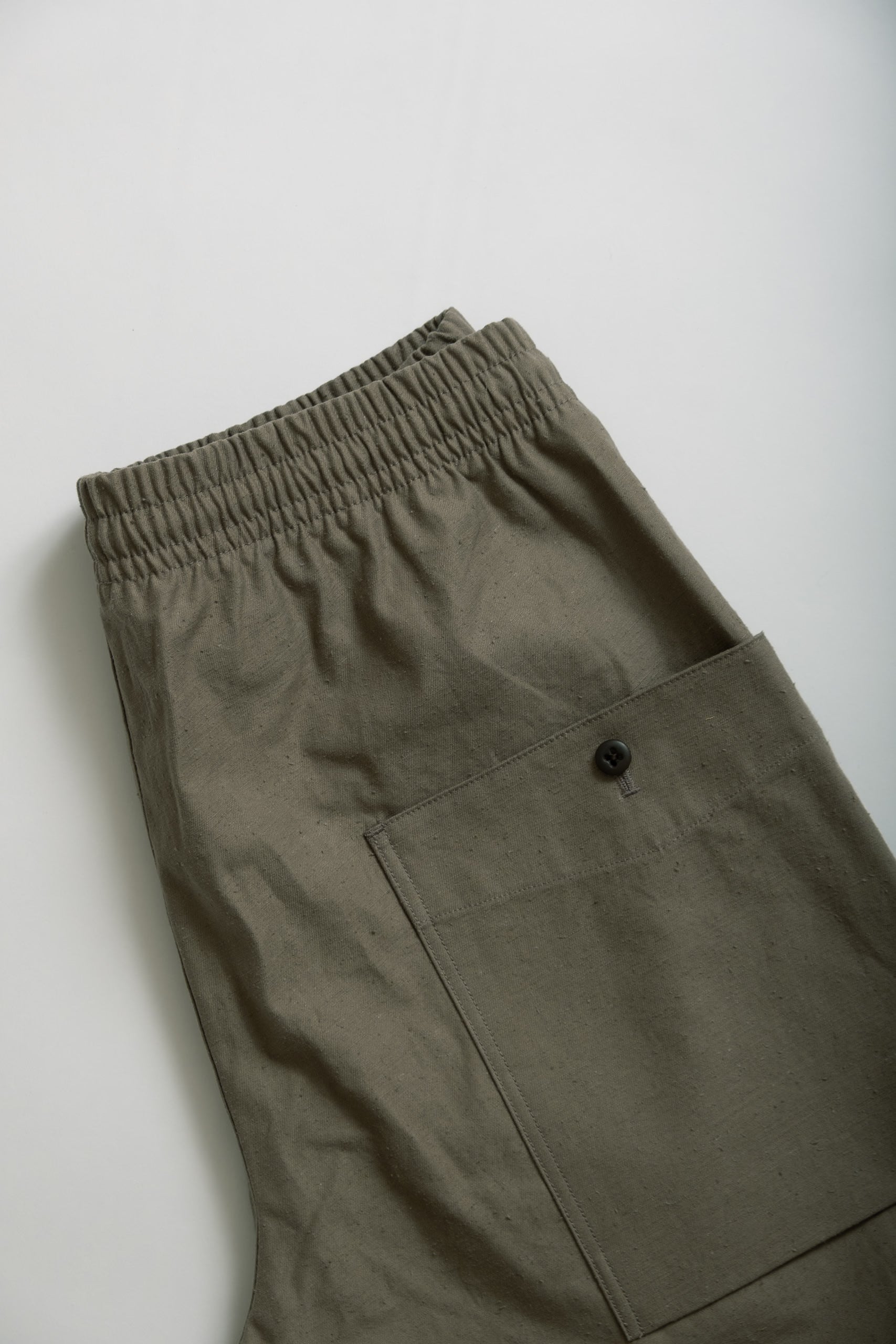 BACK NEP UMPS PANTS