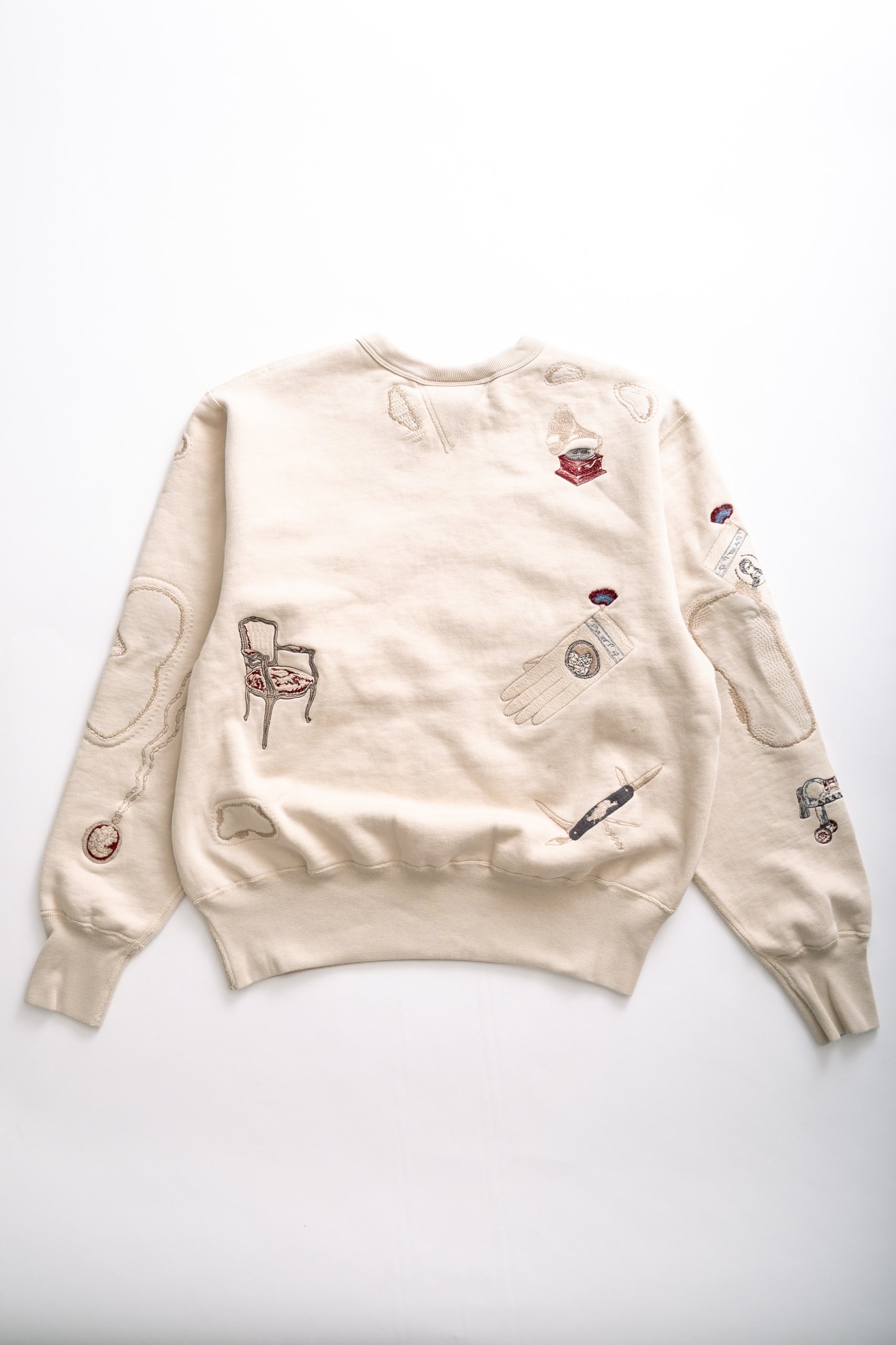 ANTIQUE CREWNECK