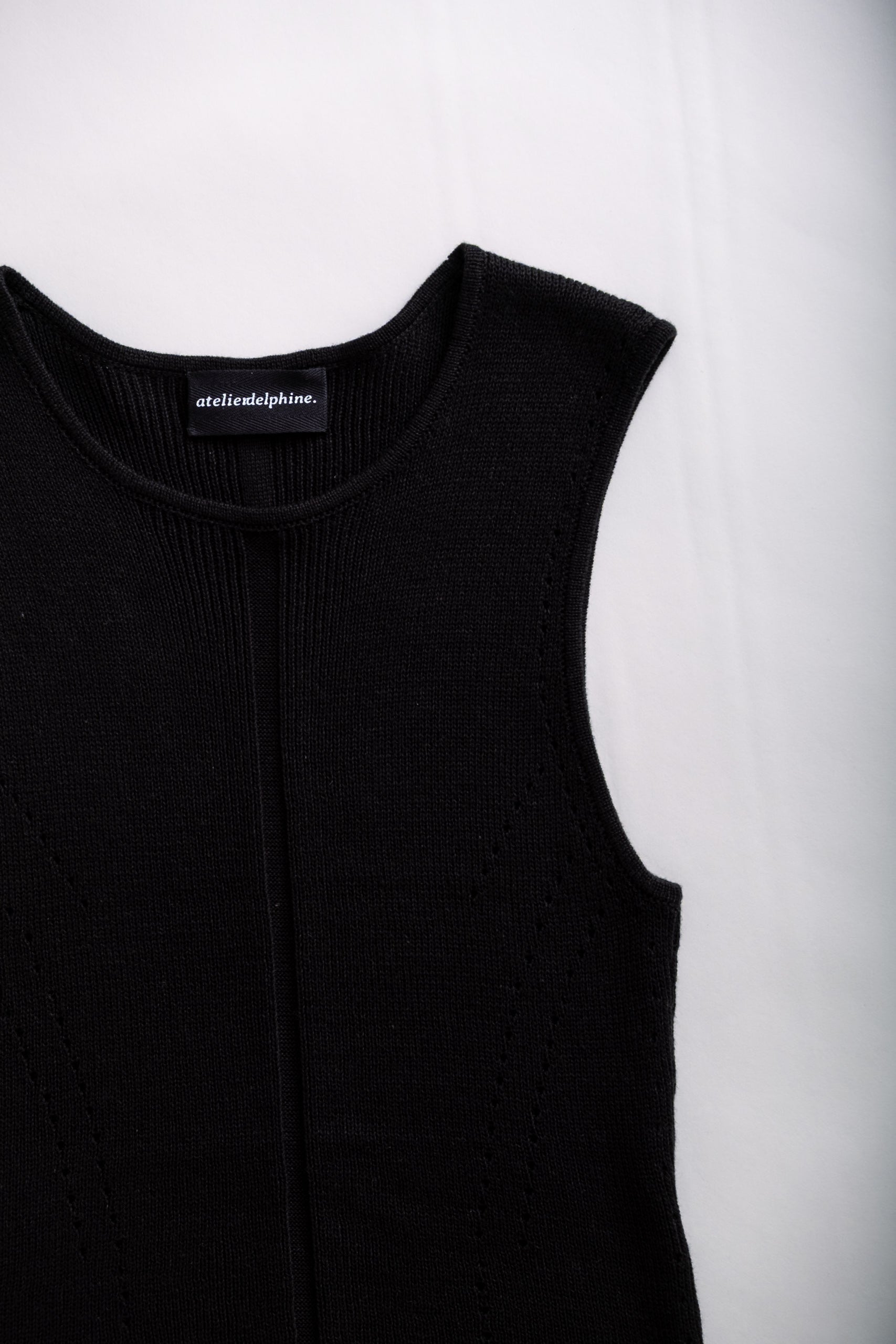 HIGH GUAGE COMPACT TOP - BLACK