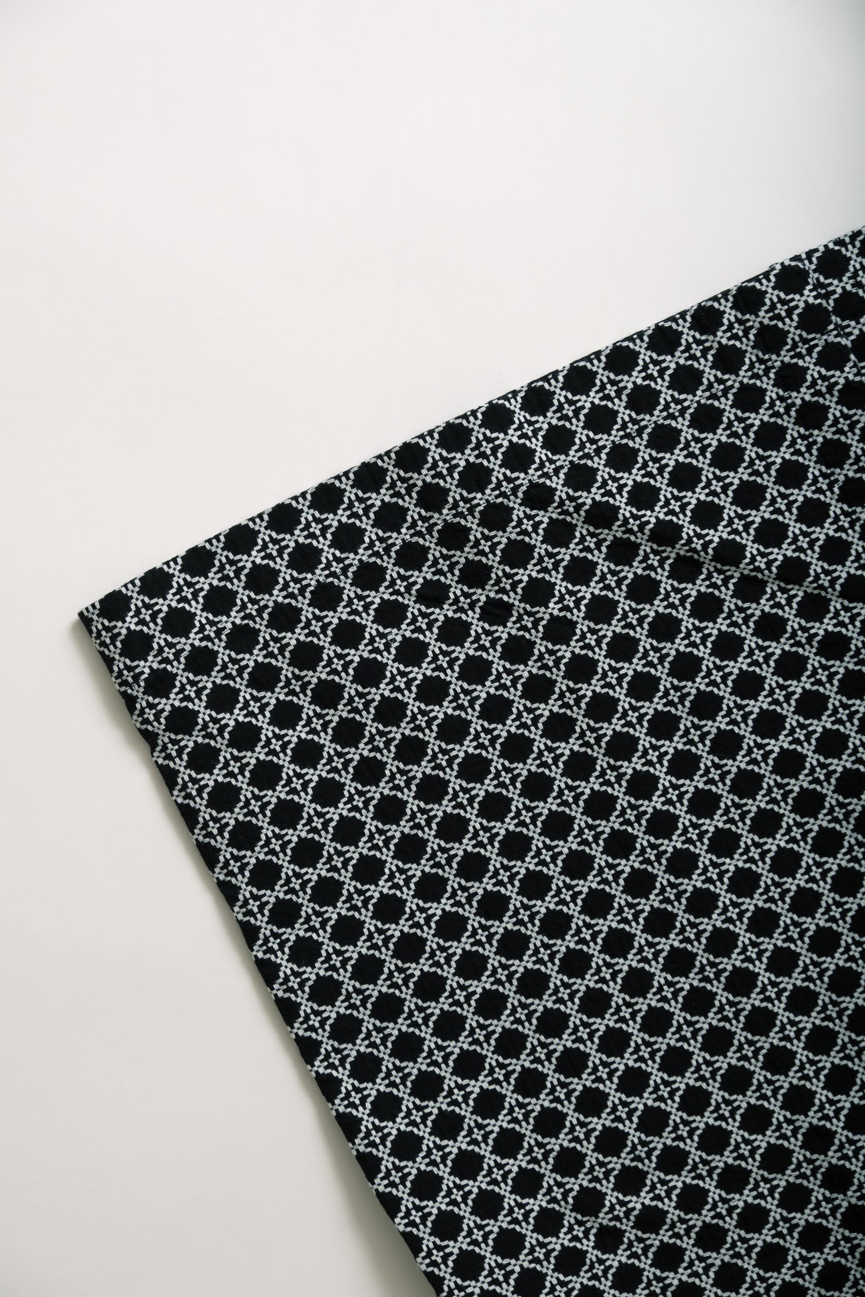 RESORT SHIRT - BLACK RATTAN