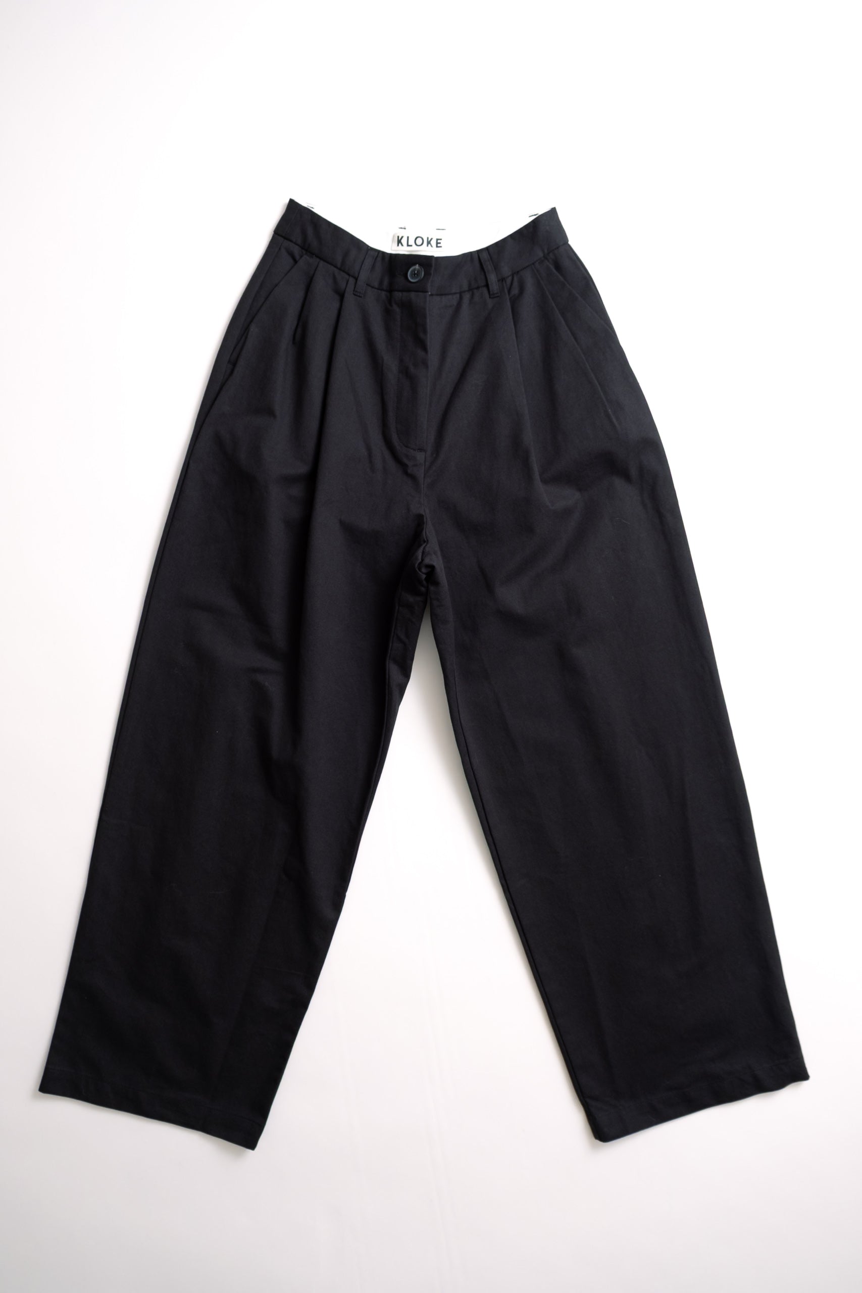 SELENO PLEAT PANT - BLACK
