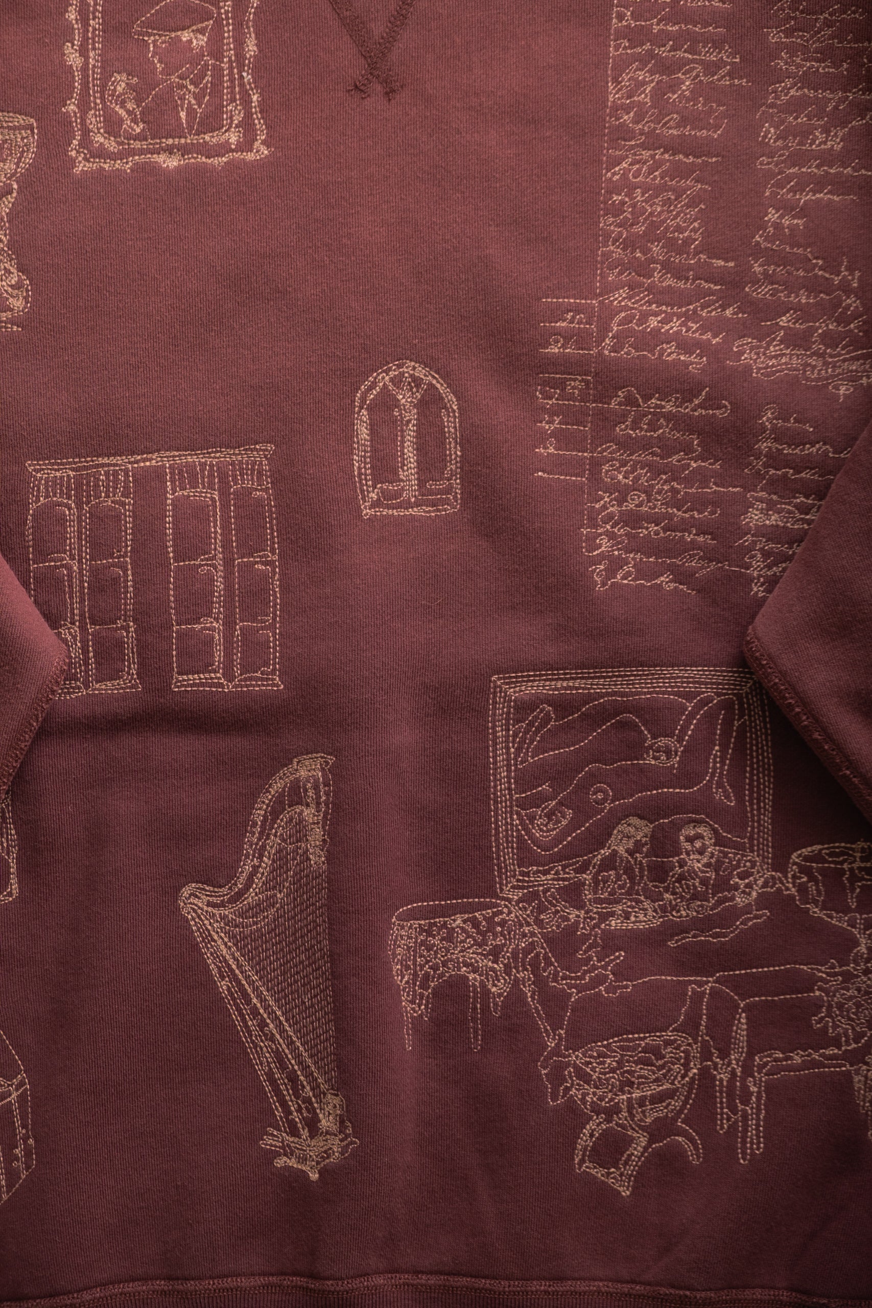 HOTEL CREWNECK - BURGUNDY