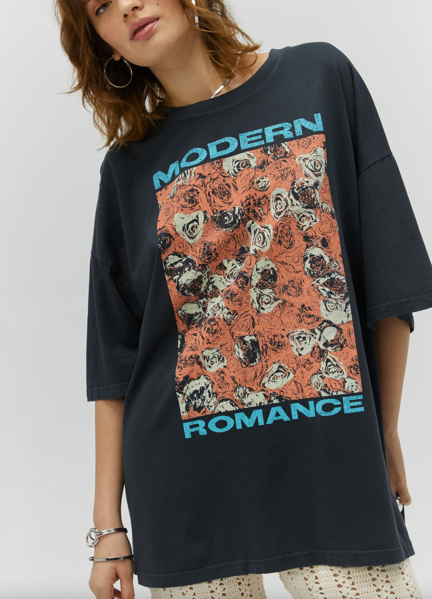 MODERN ROMANCE - VINTAGE BLACK