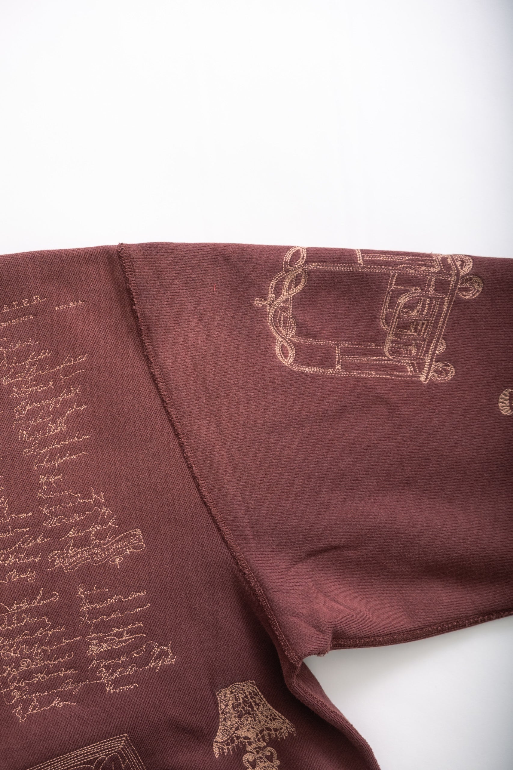 HOTEL CREWNECK - BURGUNDY