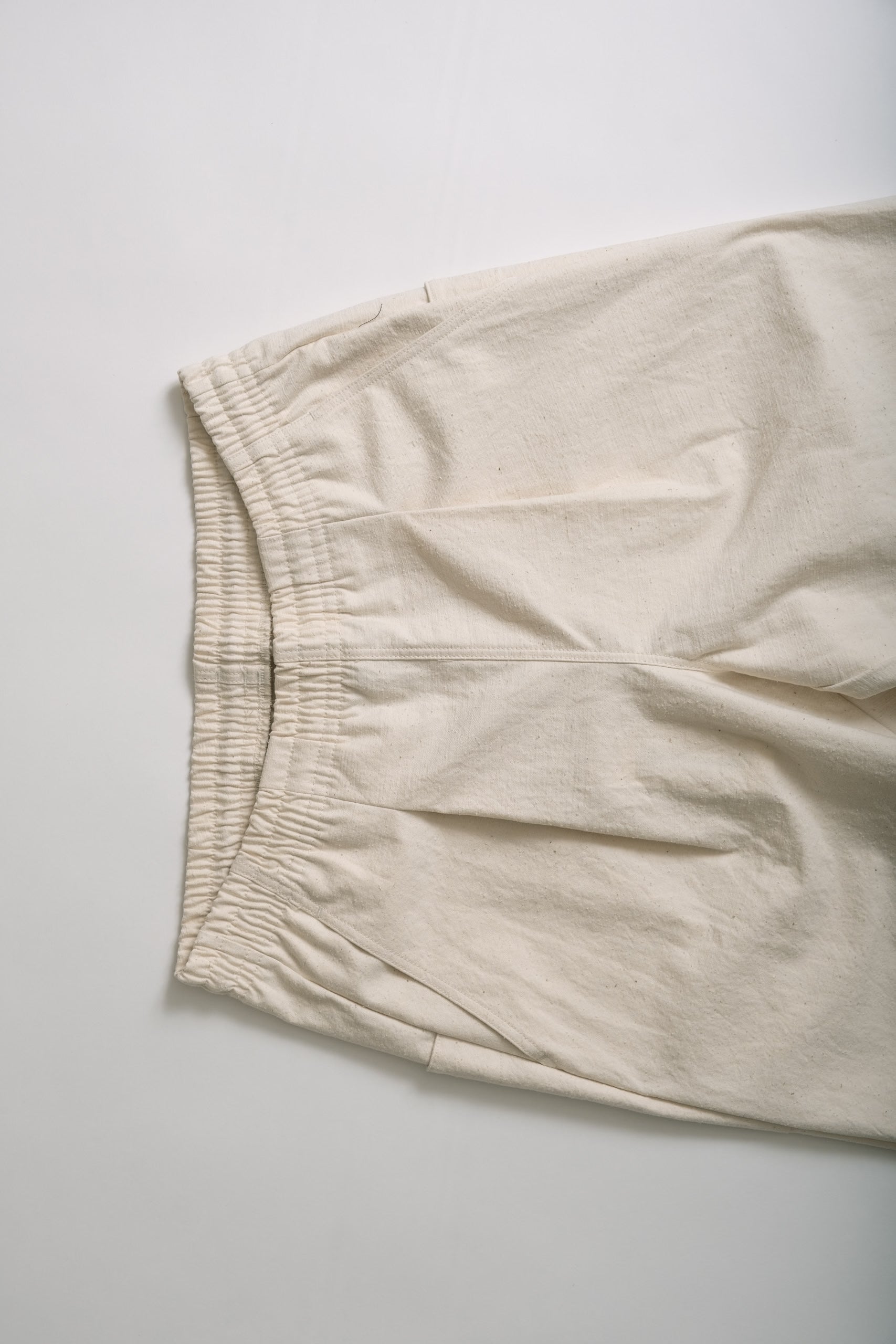 BACK NEP UMPS PANTS
