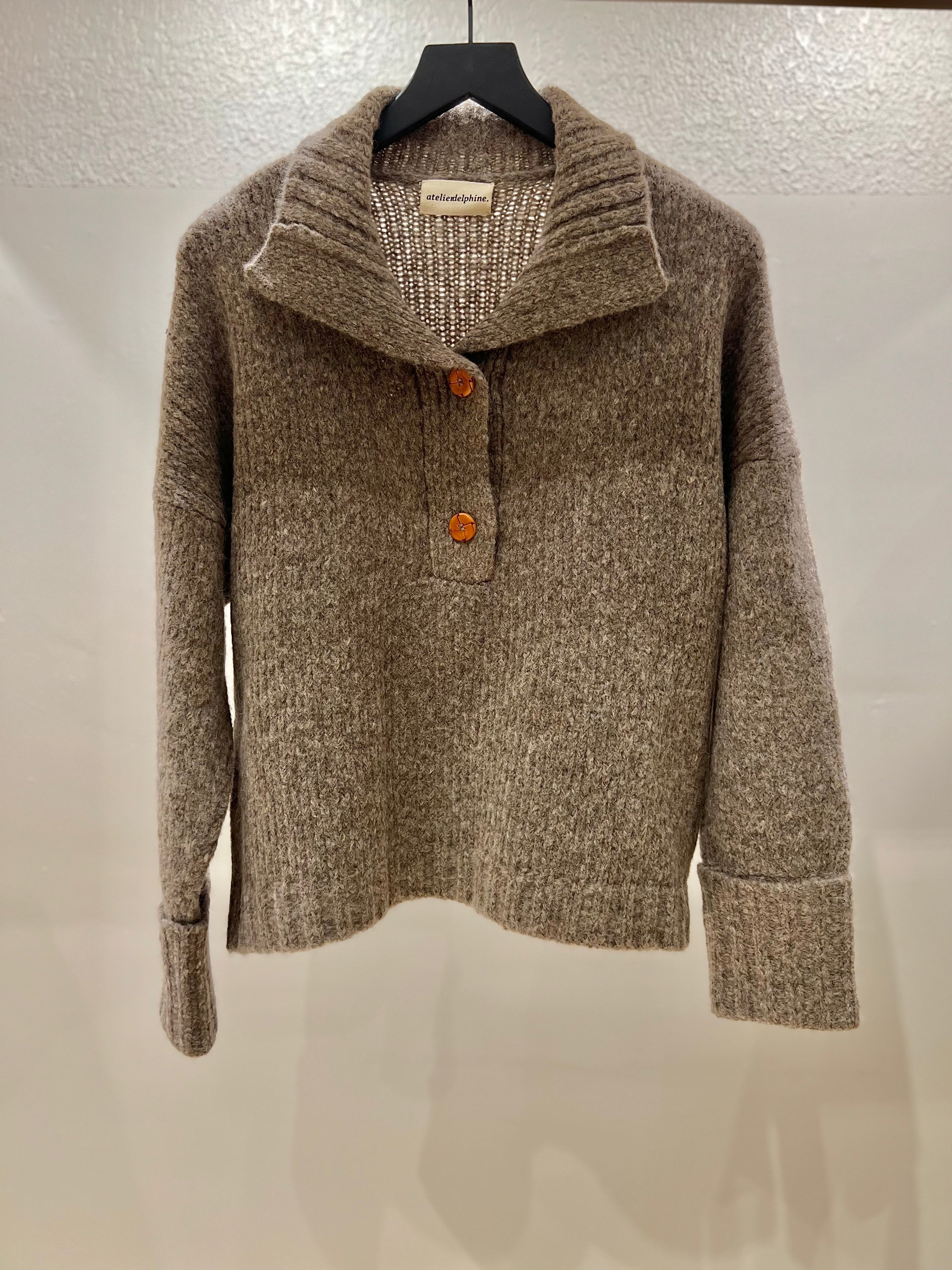 STAND COLLAR JUMPER - DEER