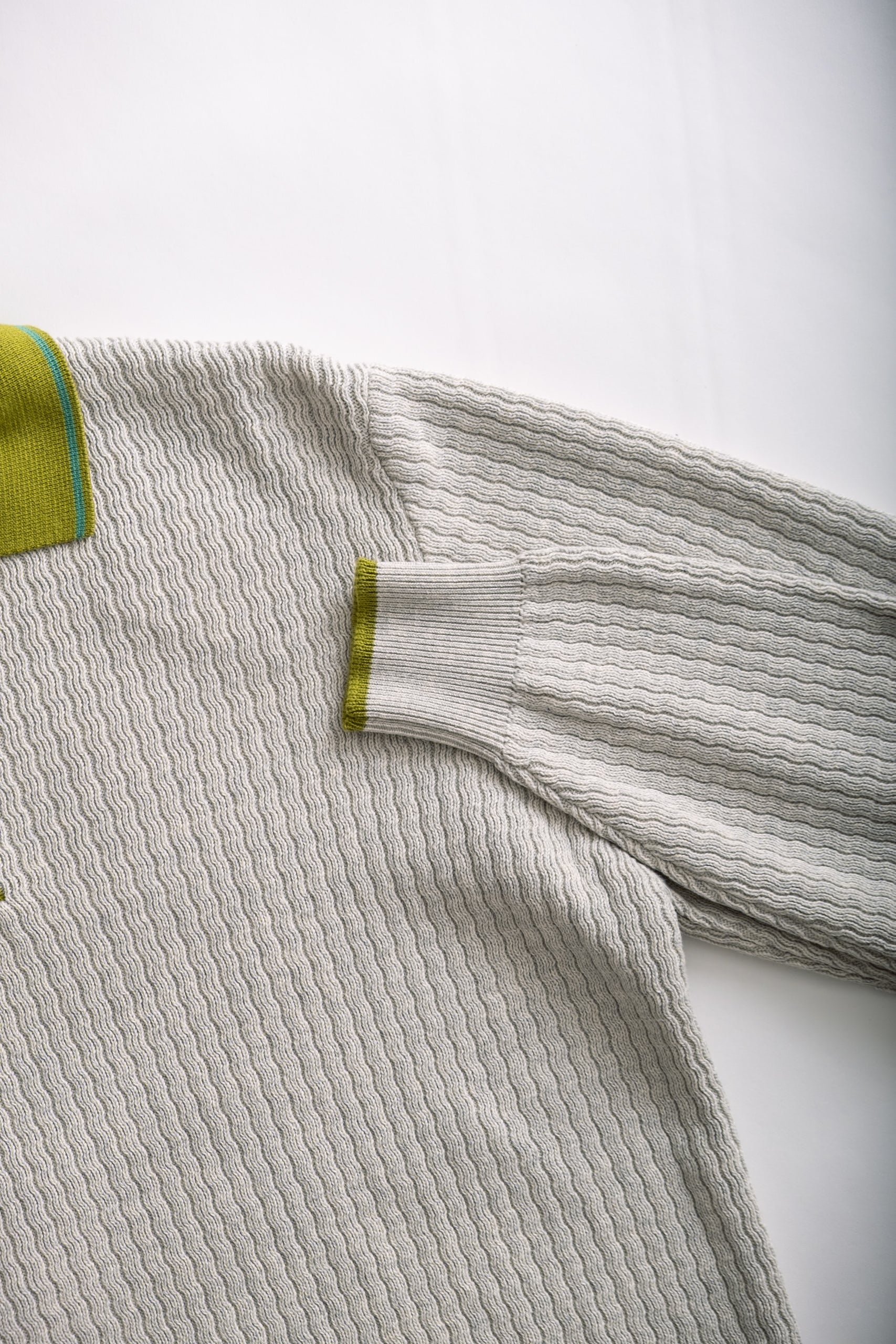 KNITTED POLO - GREY MELANGE