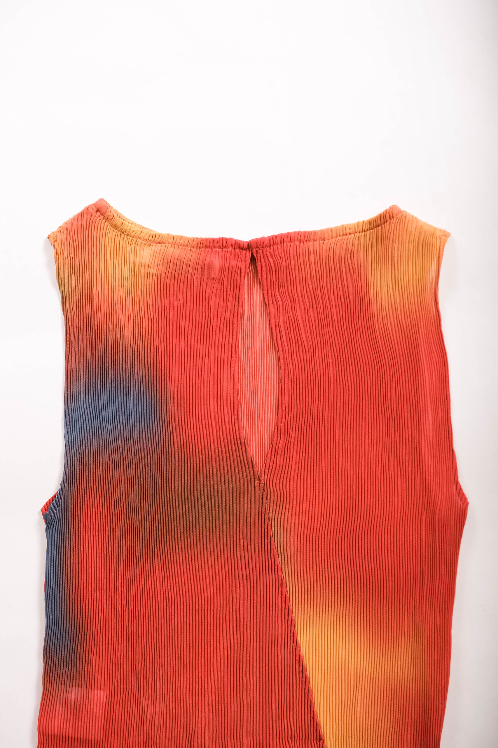 FLOWERS PLEATED DORA TOP