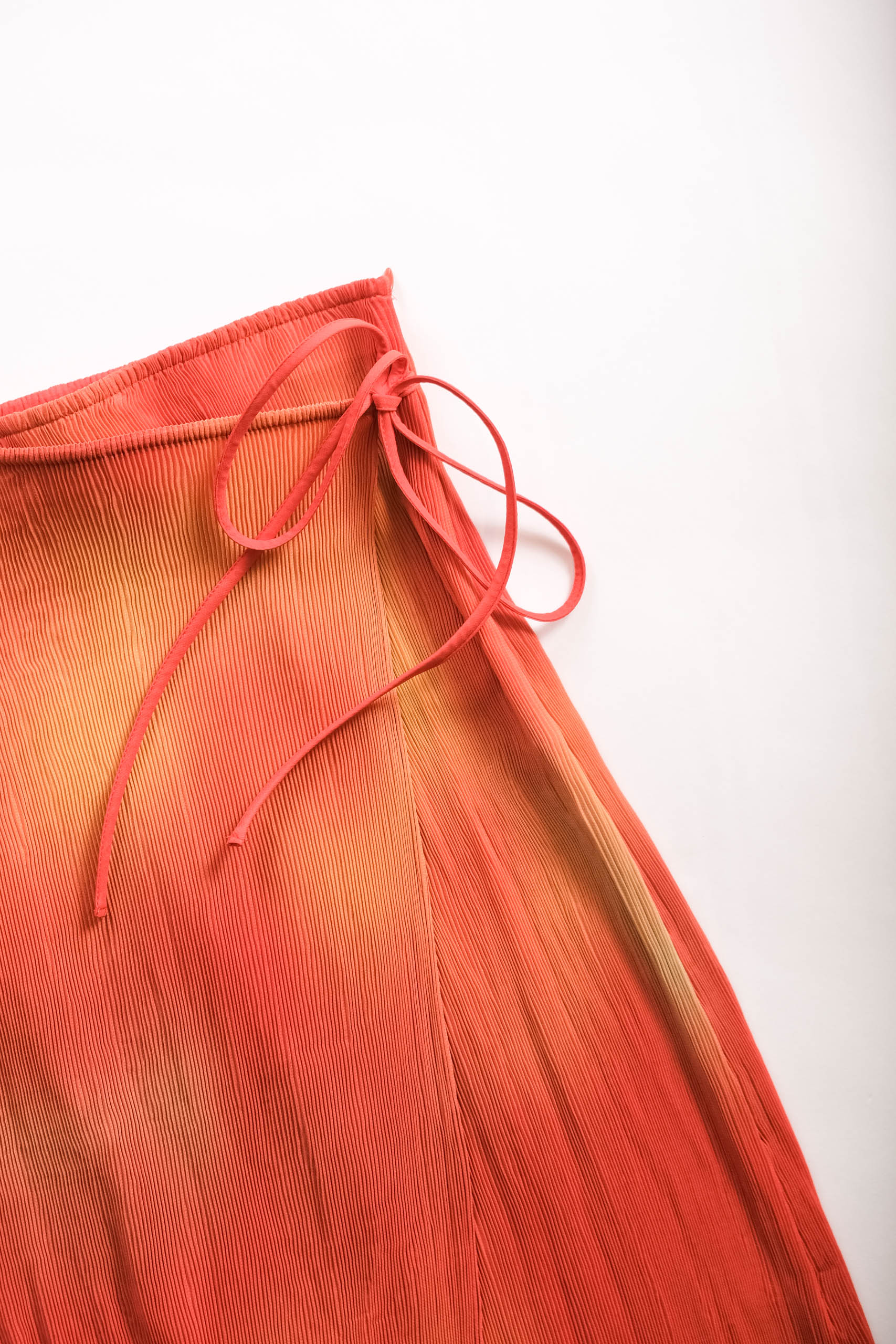 FLOWERS PLEATED PAULINE SKIRT