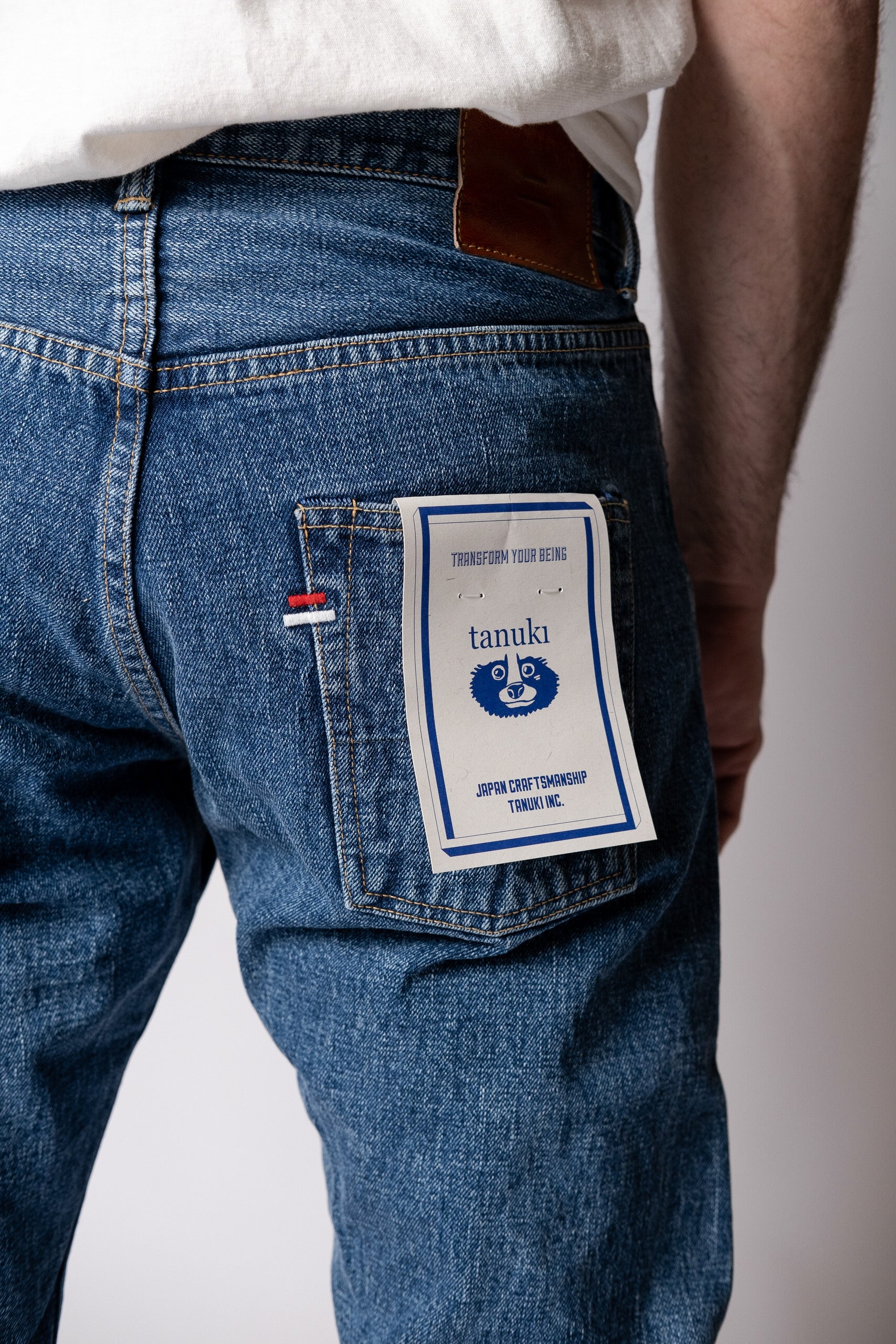 HIGH TAPERED - STONEWASH