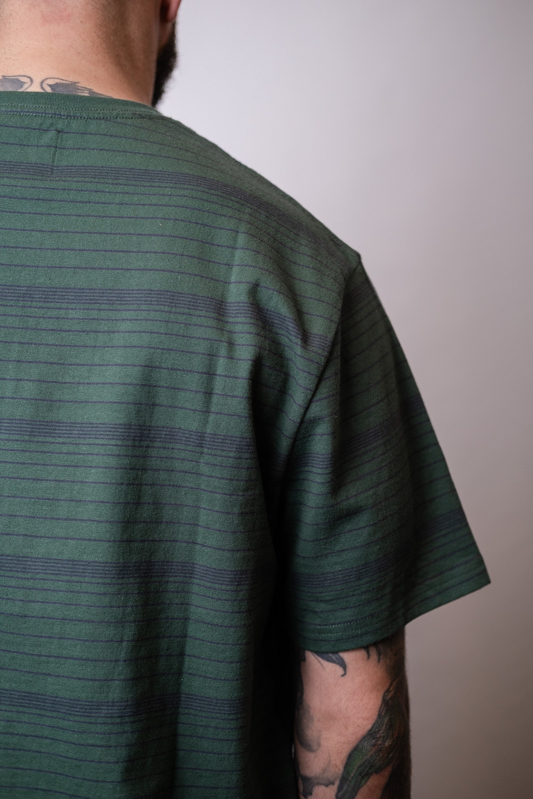 DEAN SS TEE - GRN/NVY