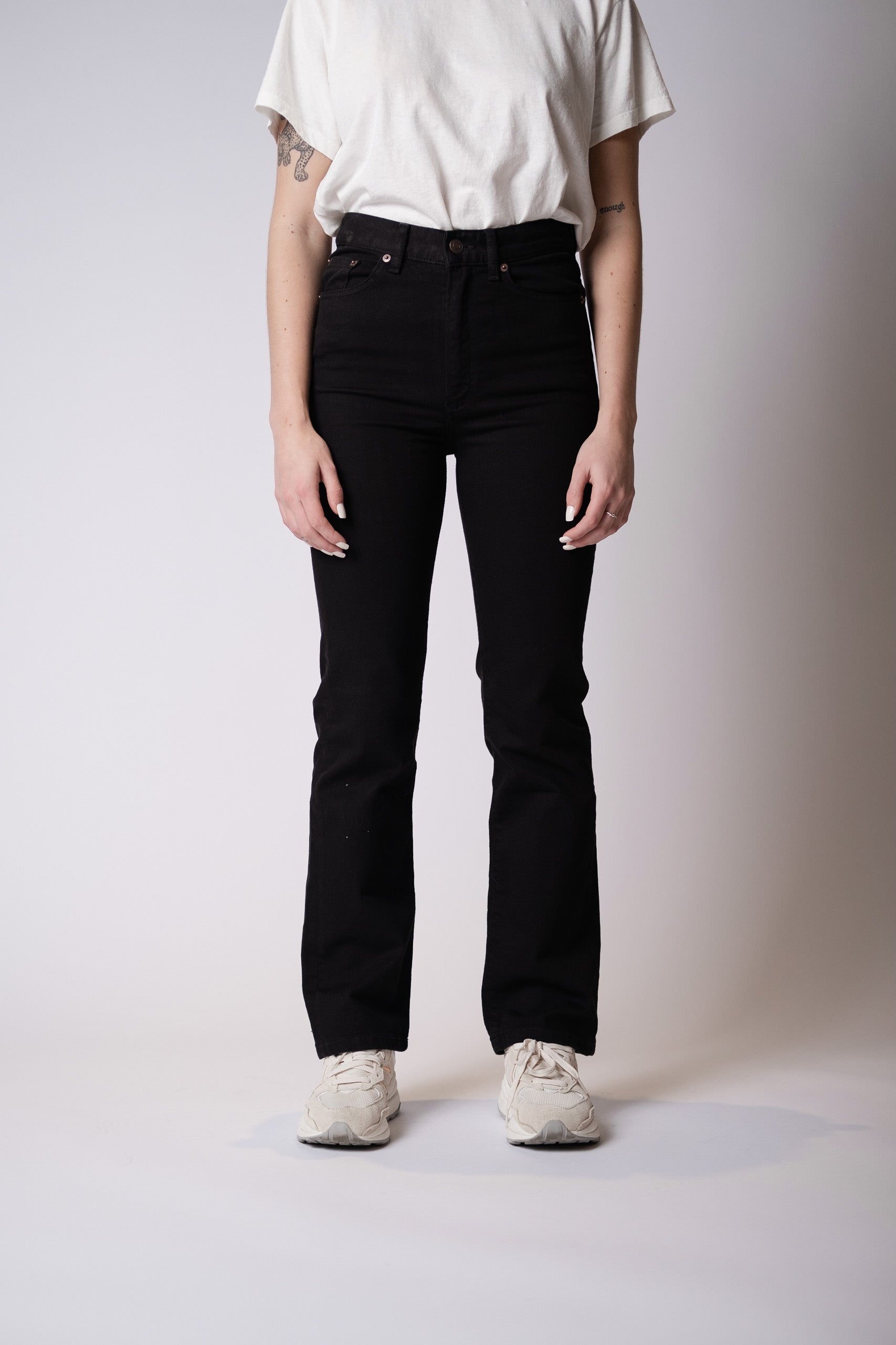 EIFFEL - RINSE STAY BLACK