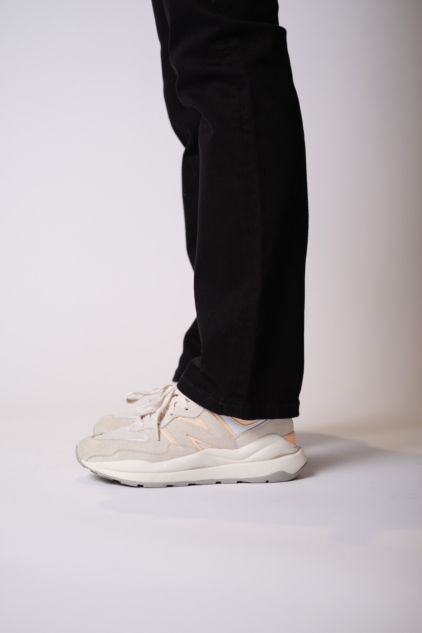 EIFFEL - RINSE STAY BLACK