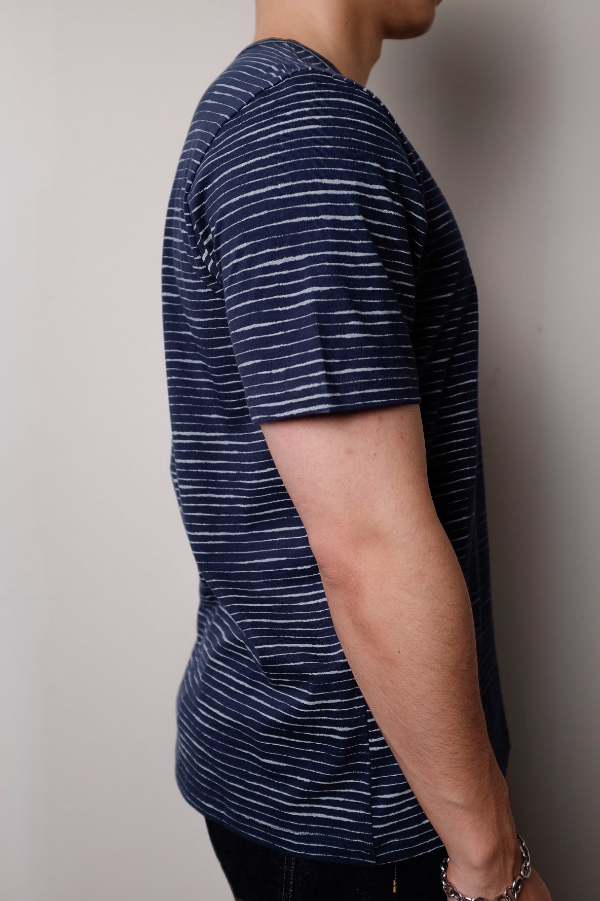 FREQUENCY STRIPE TEE - MIDNIGHT