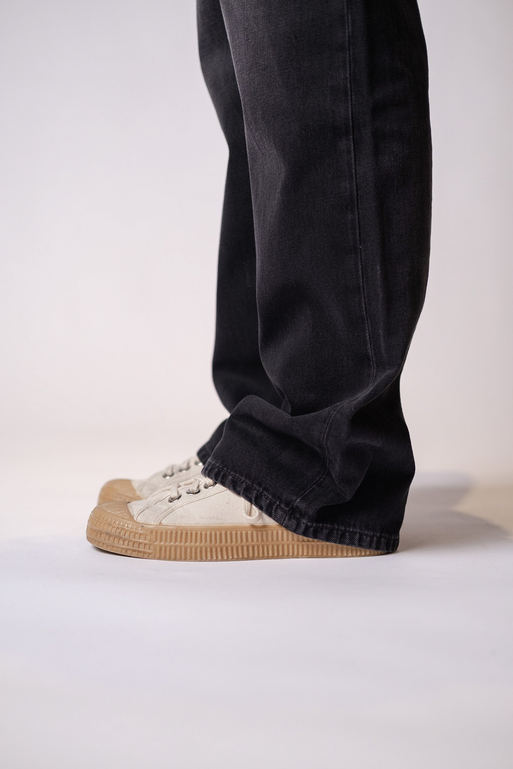 CLEAN EILEEN - SHIMMERING BLACK