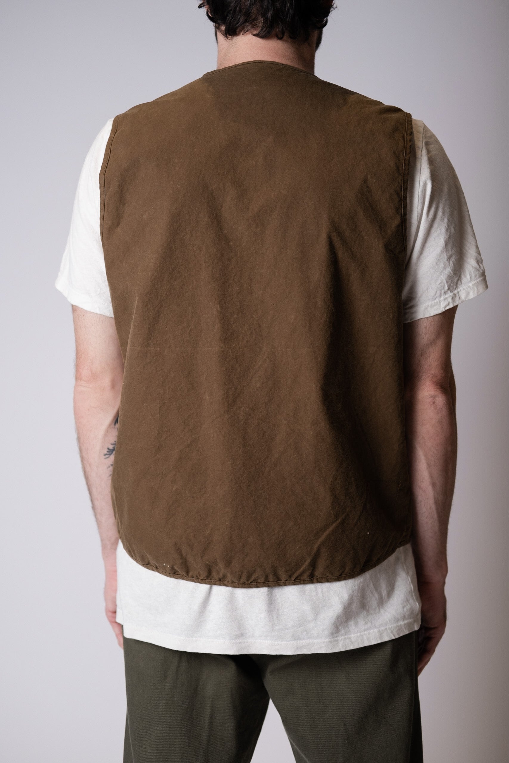 HANGOUT GILET - WAX SAND