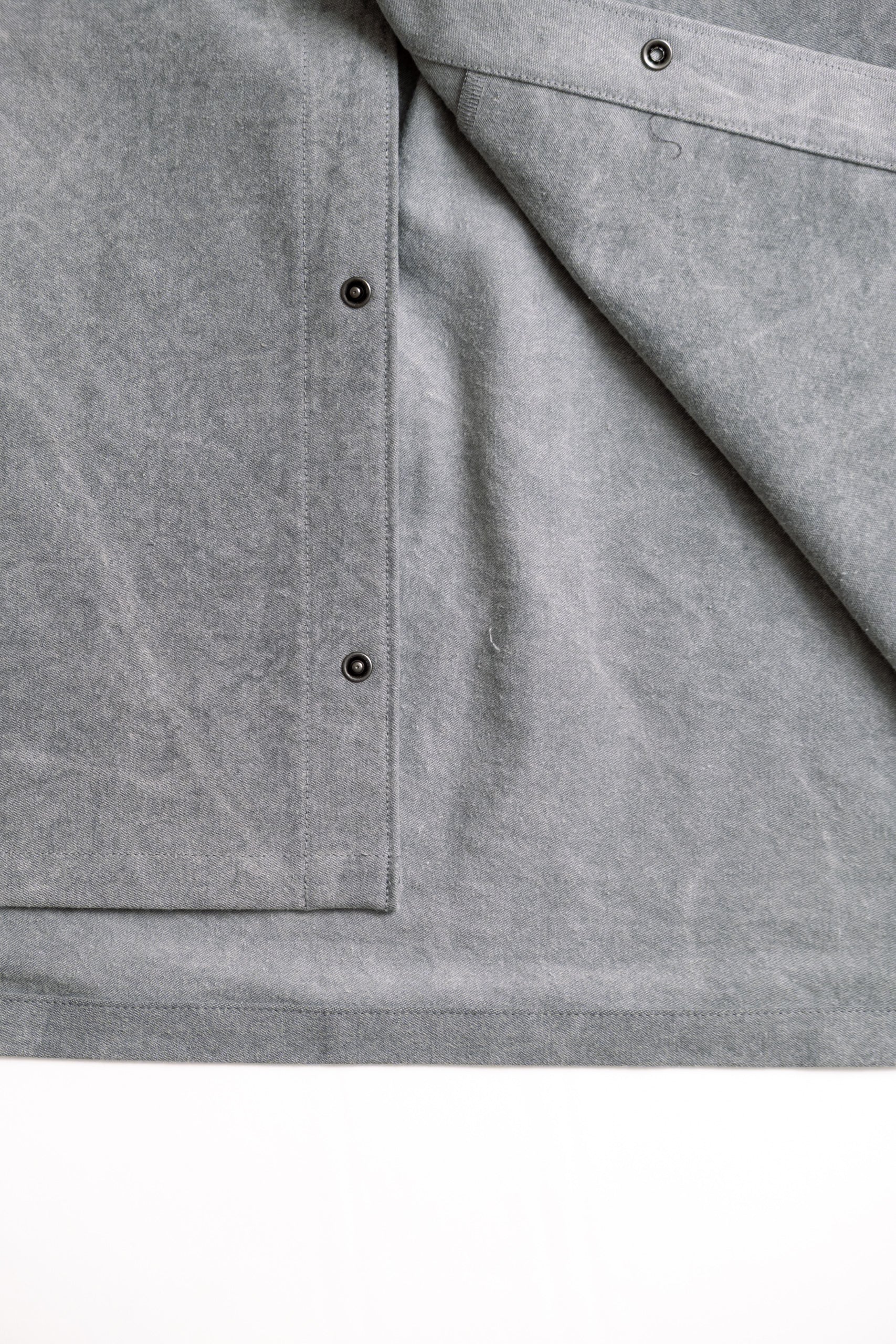 SUMI COACH SHIRT - GREY