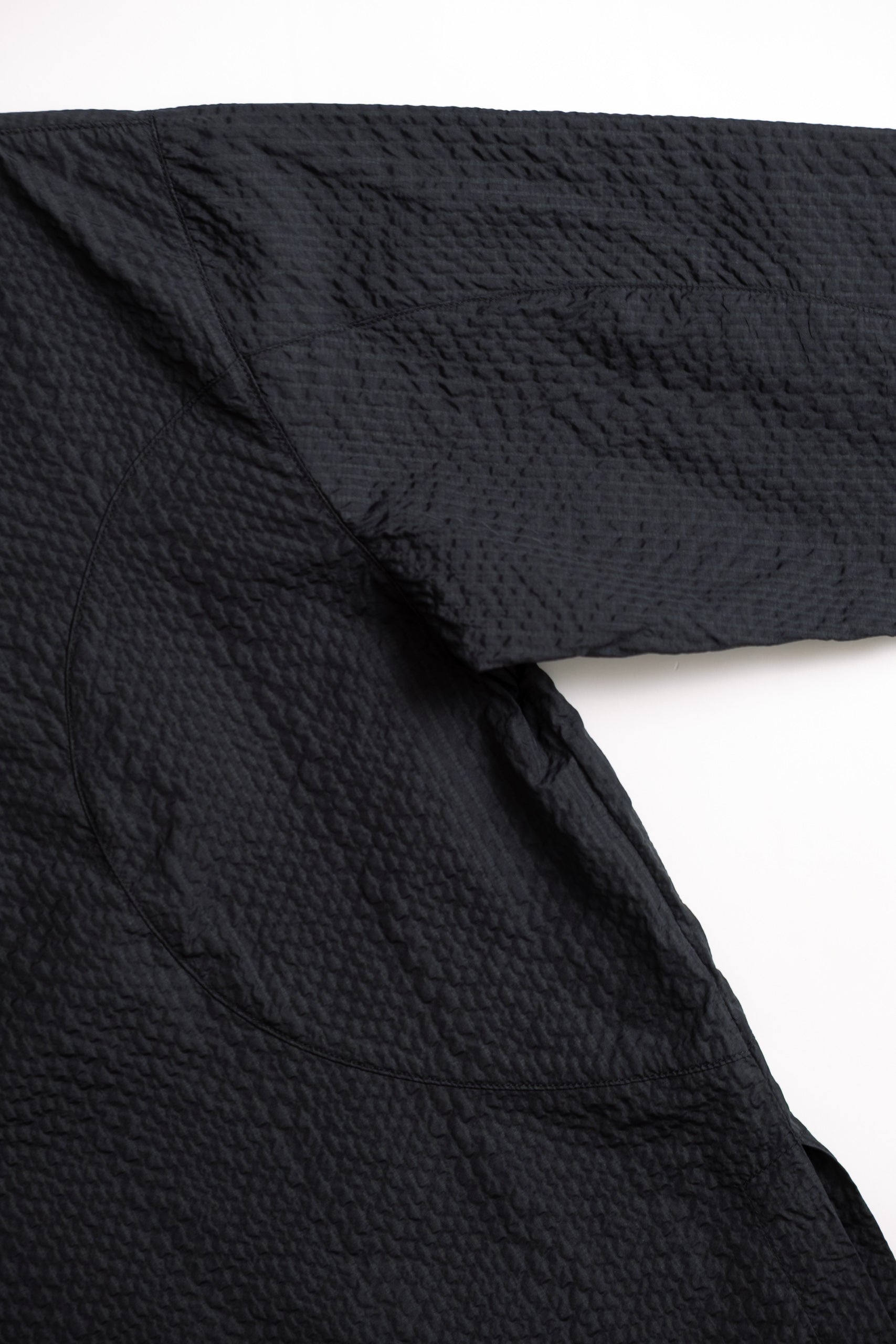 OMIT TOP - JET BLACK