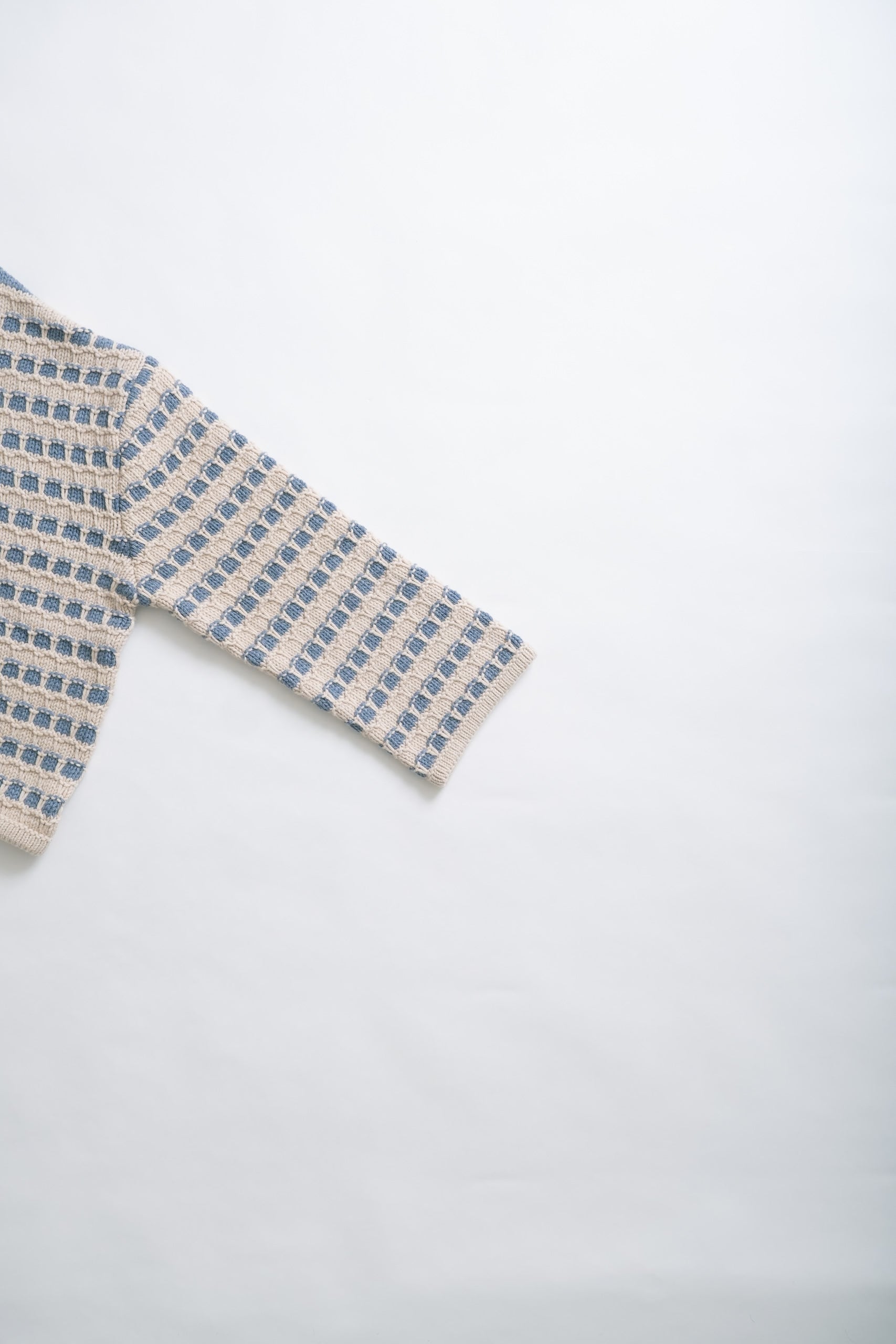 GERD POINTELLE SWEATER