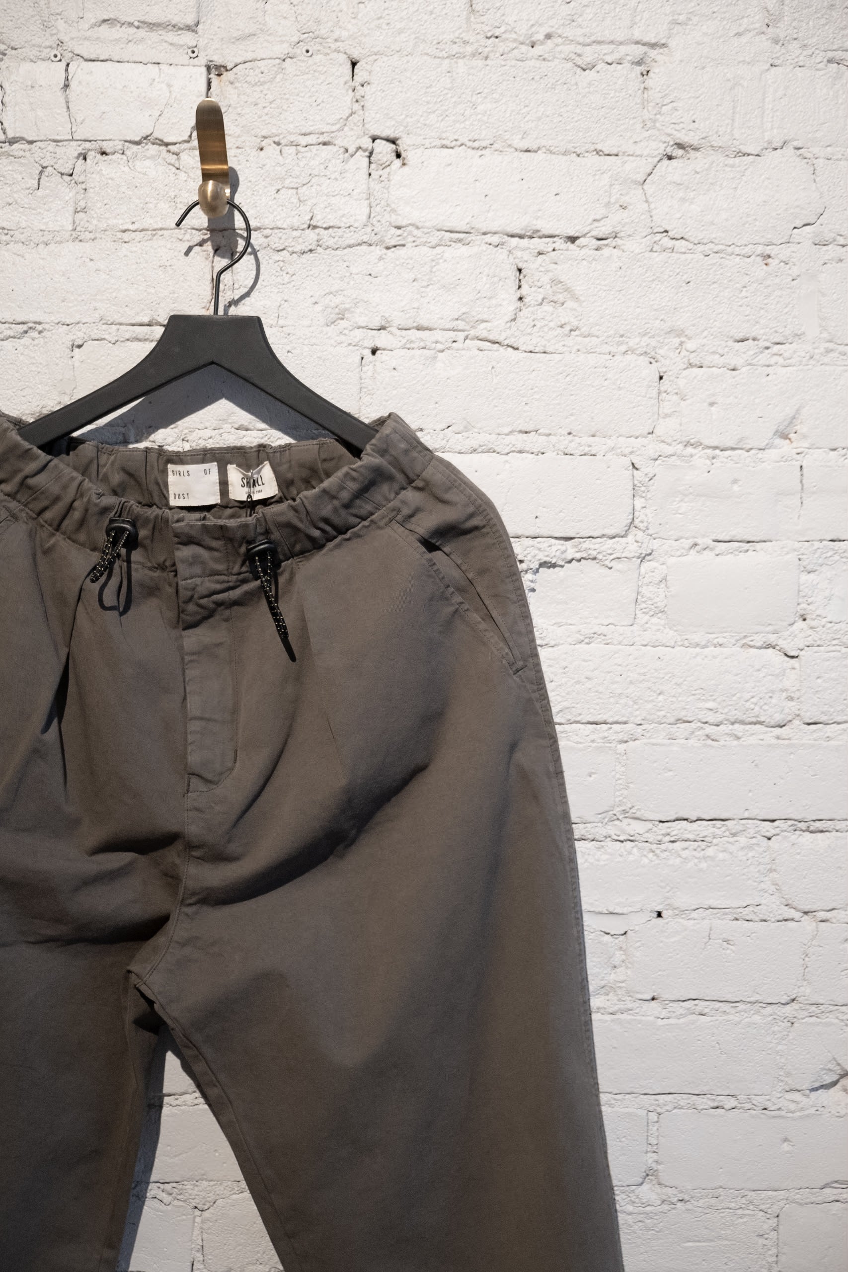 DESERT PANTS - DUSTY GREEN