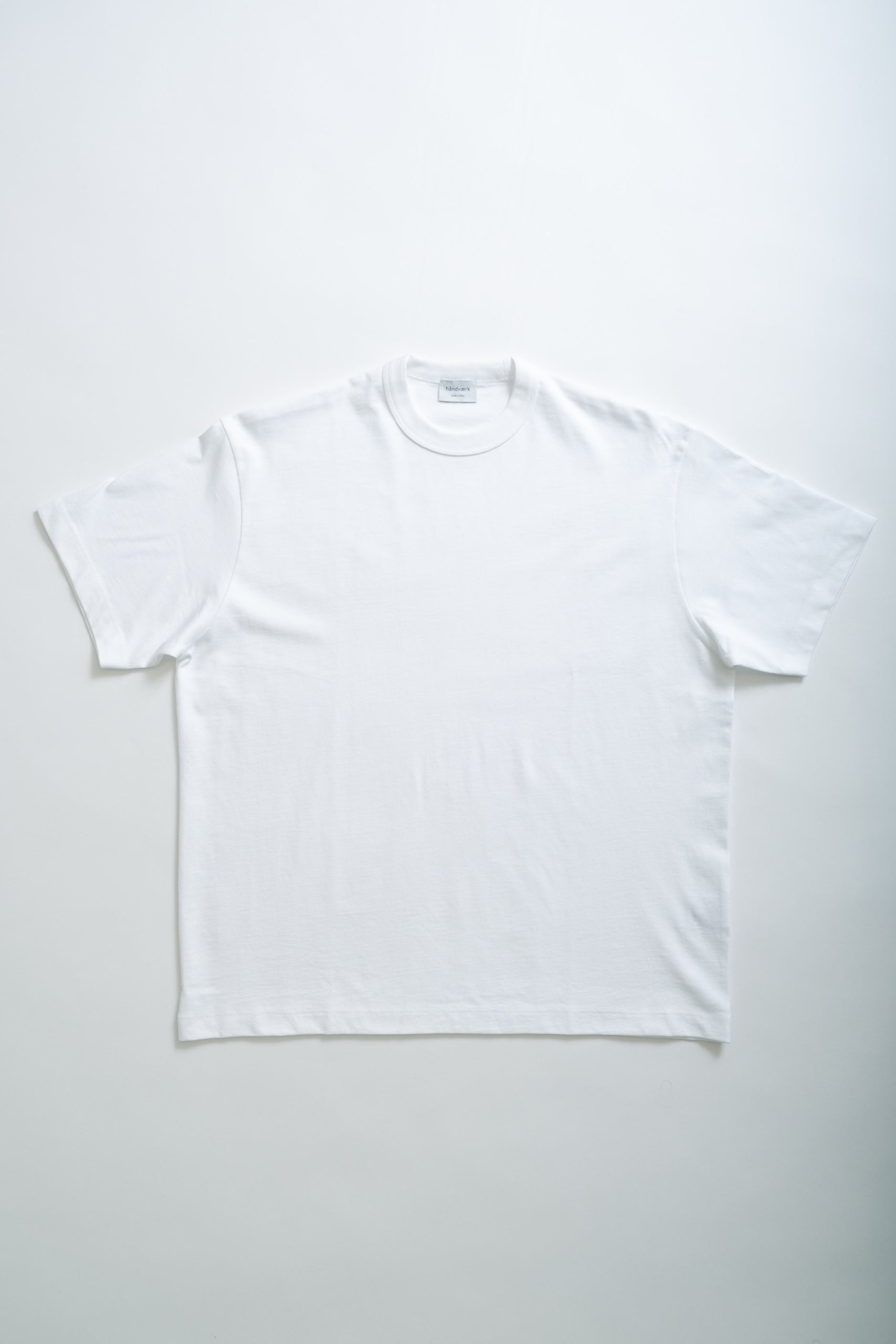 RELAXED T-SHIRT