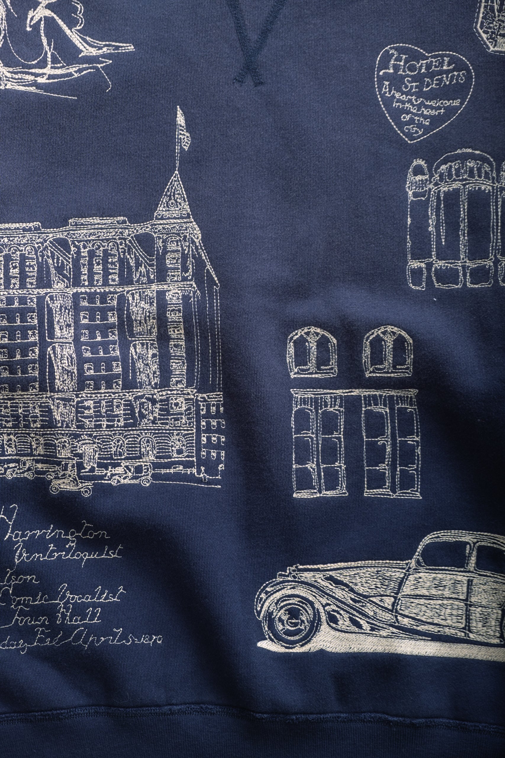 HOTEL CREWNECK - NAVY