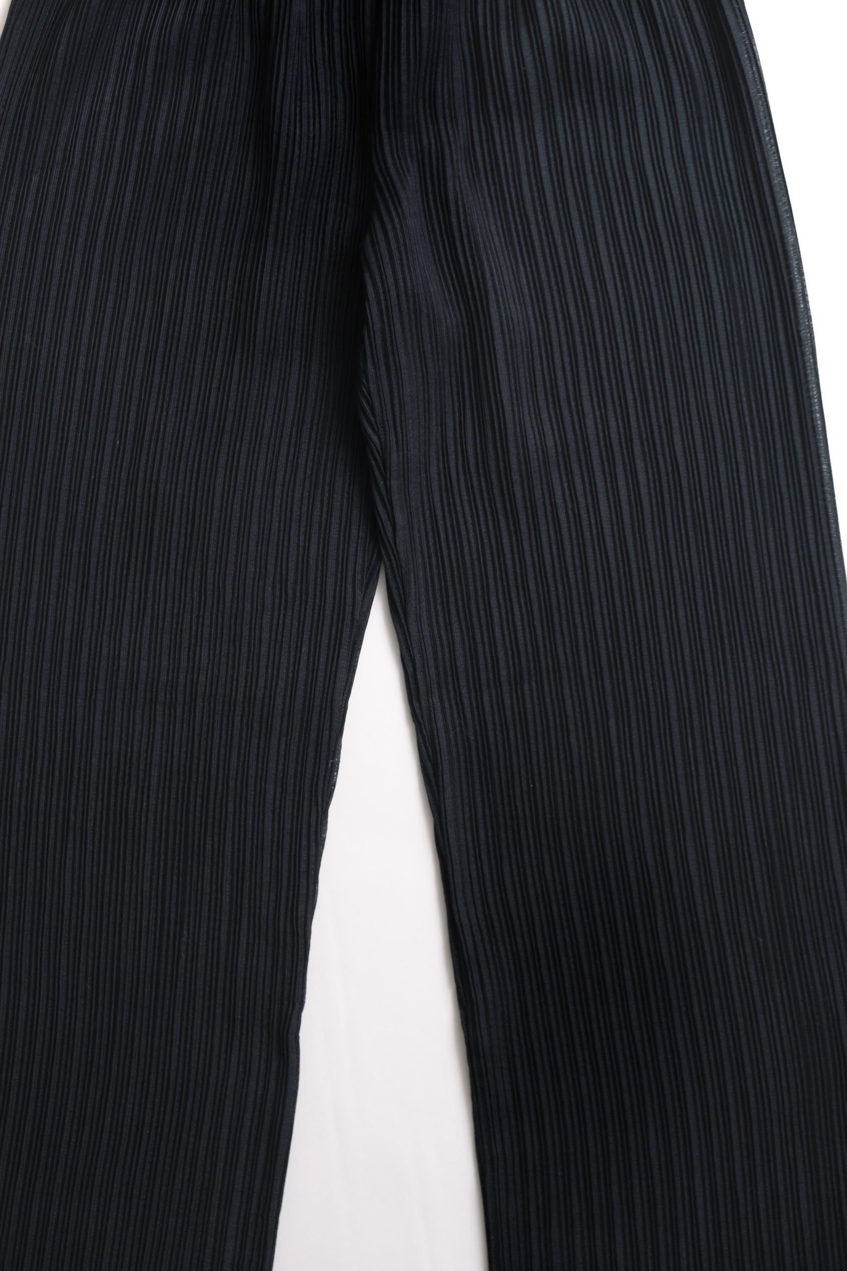TRACE CRINKLE PANT - BLACK