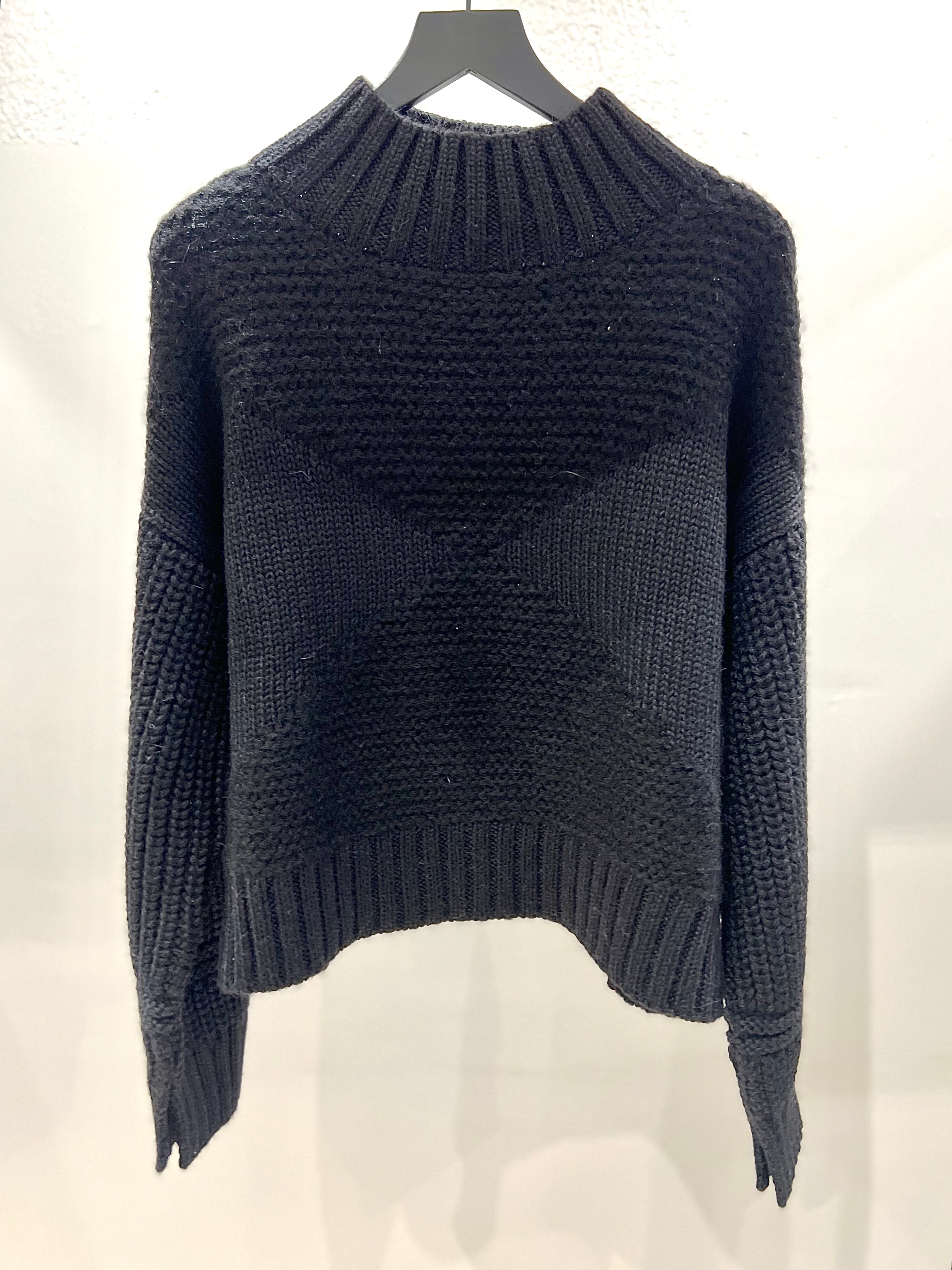 NADIA SWEATER - BLACK