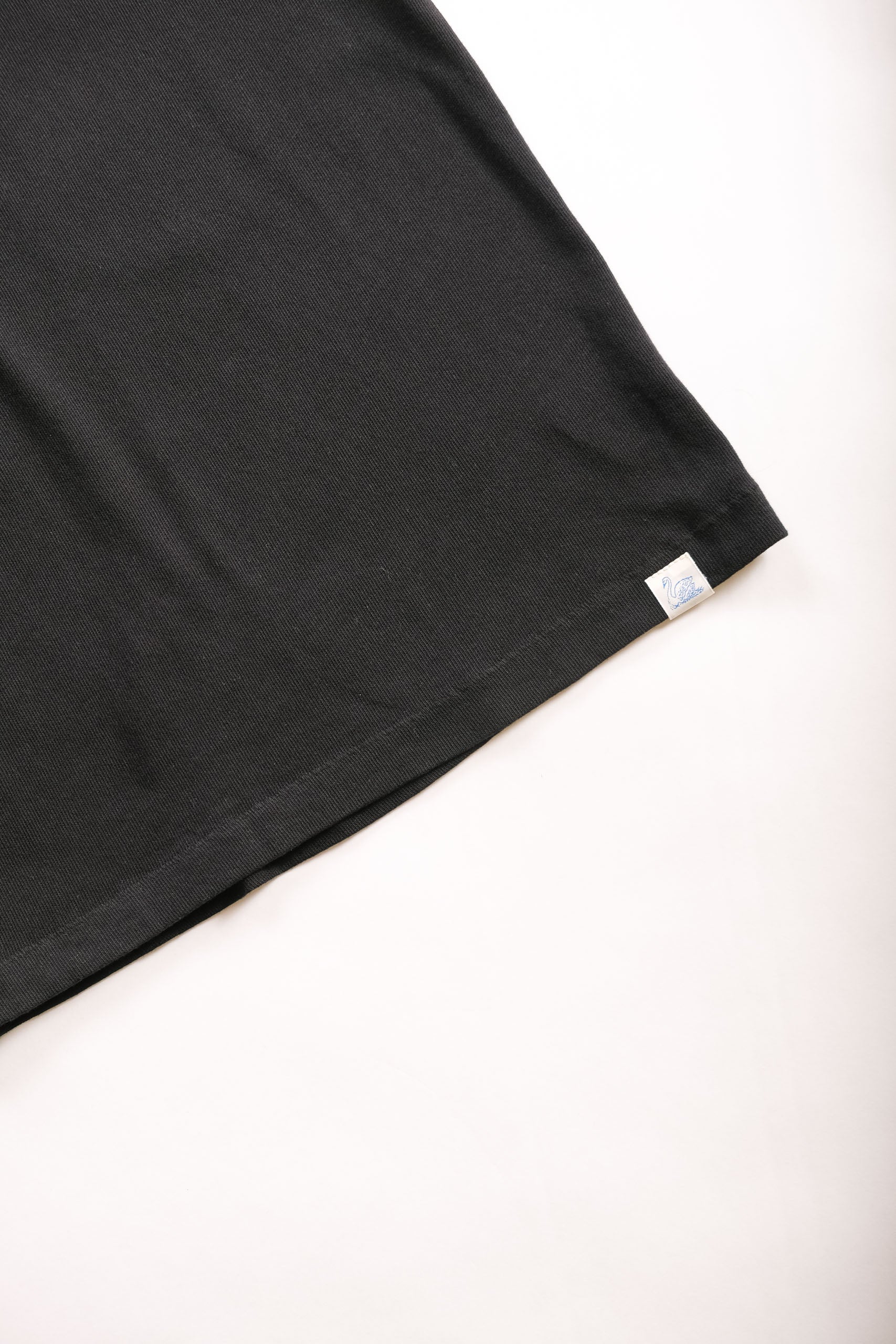 TEE 03