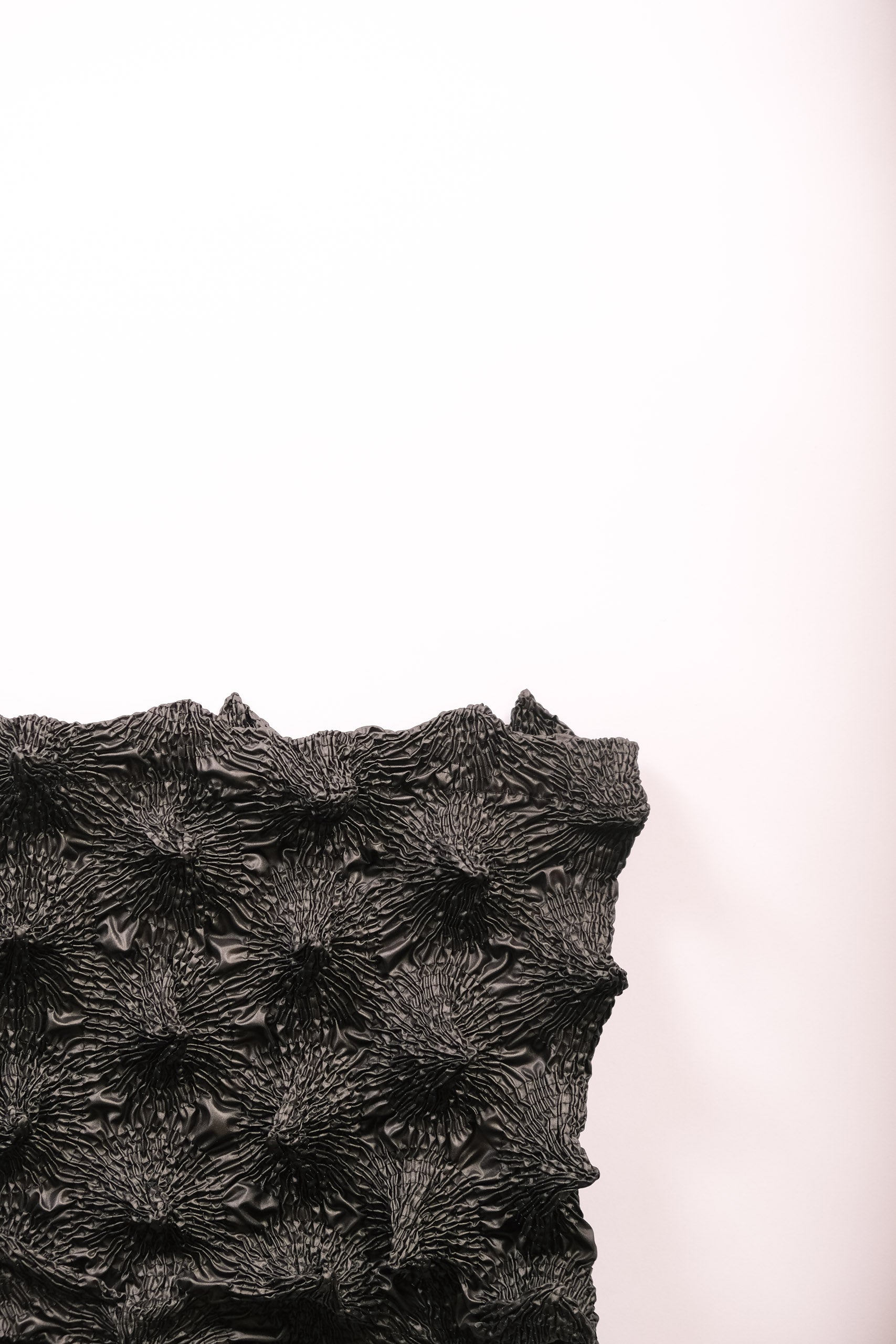 ISOLDE TOP - BLACK