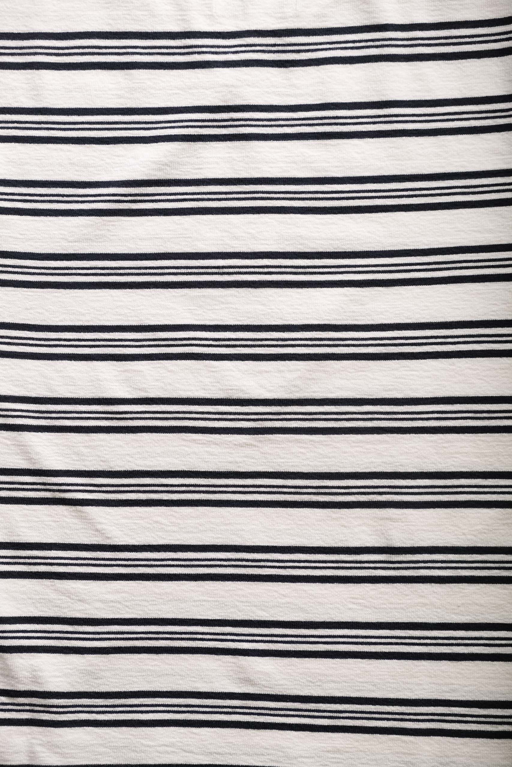 DEAN STRIPE TEE - ECRU/NAVY