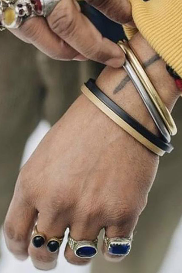 UNIFORM SQUARE CUFF
