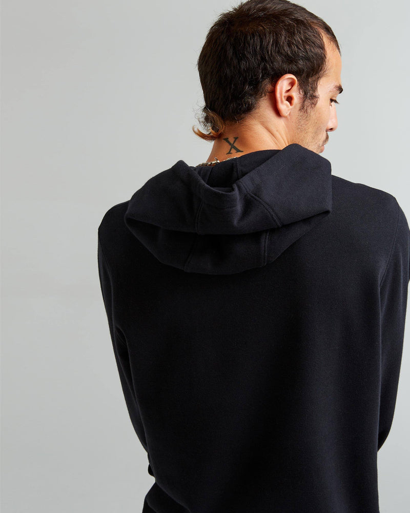 PULLOVER HOODIE