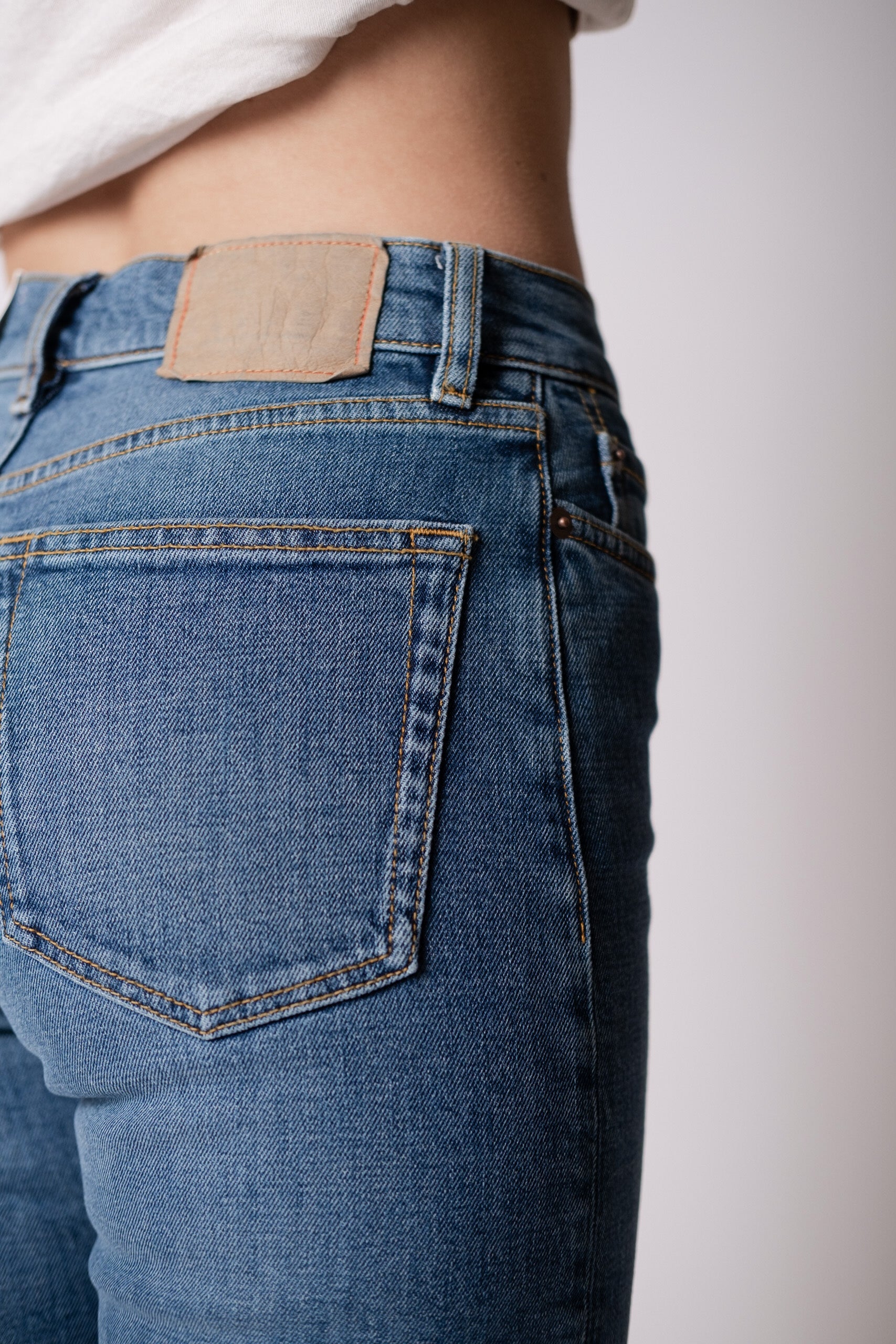 CLASSIC - MID VINTAGE